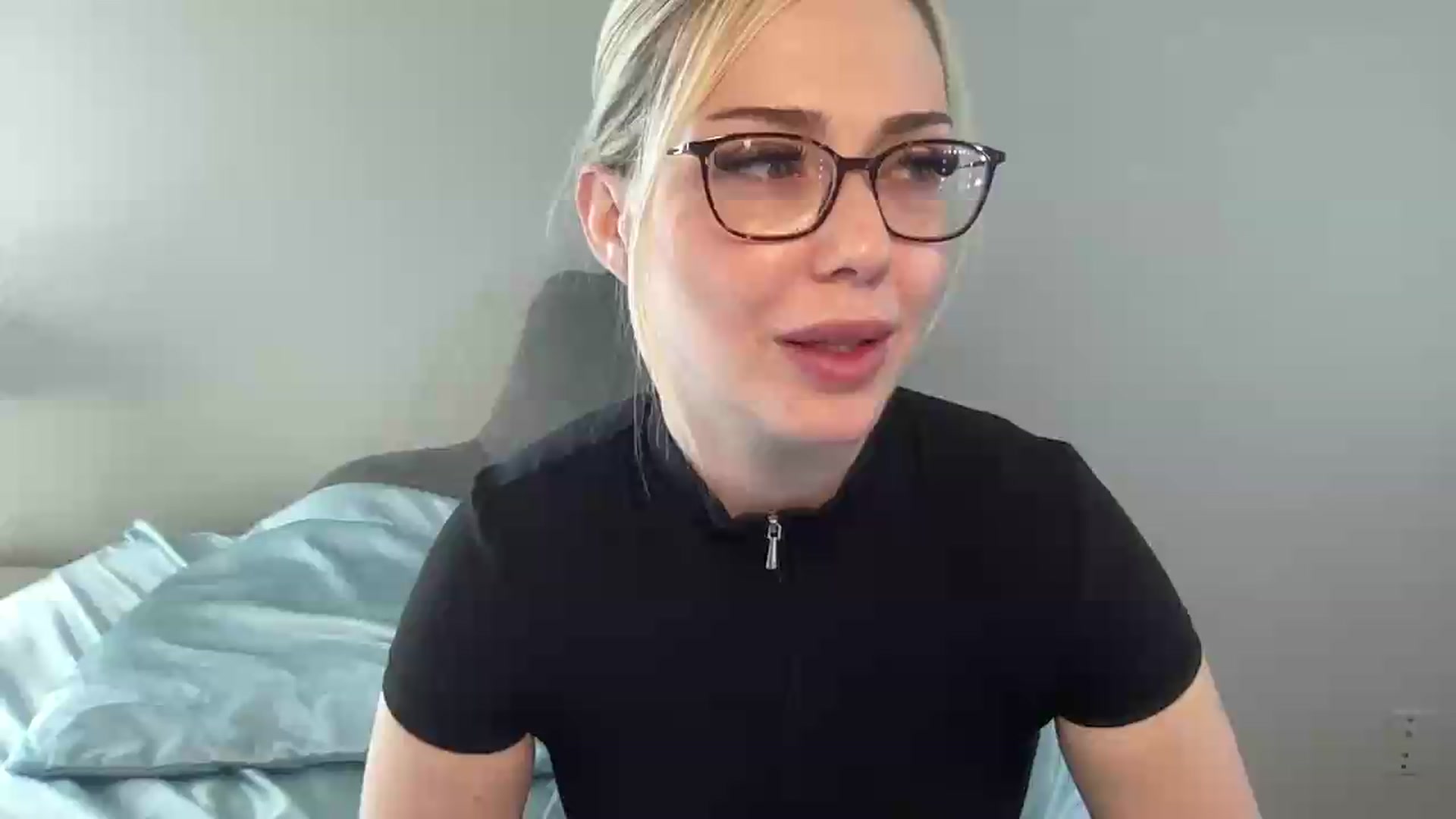 Gallery image thumbnail from AshleyMarina's myfreecams stream on, 06/20/2026, 15:04 image 10 of 20