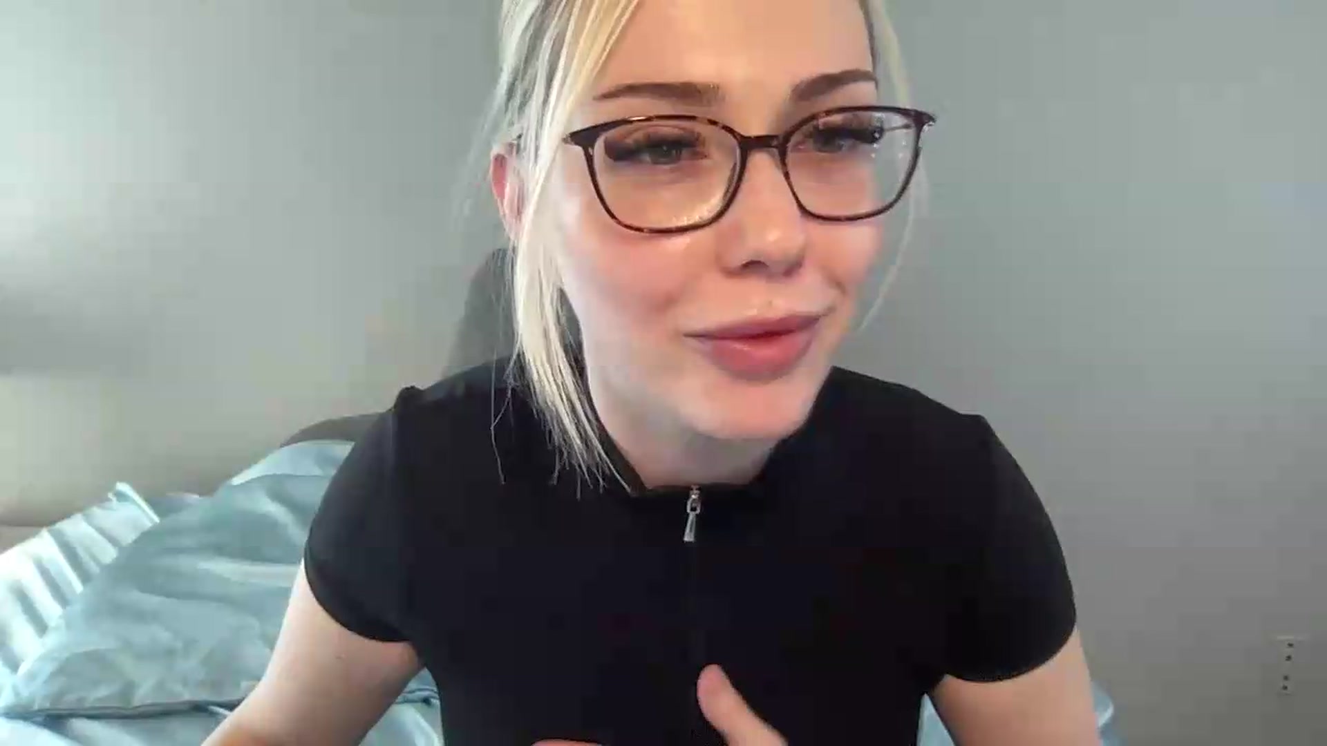 Gallery image thumbnail from AshleyMarina's myfreecams stream on, 06/20/2026, 15:04 image 3 of 20
