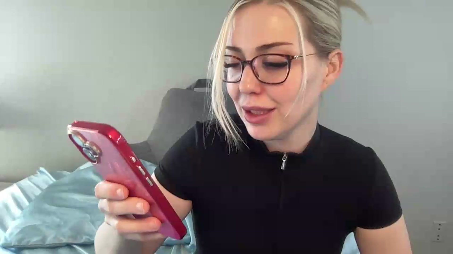 Gallery image thumbnail from AshleyMarina's myfreecams stream on, 06/20/2026, 15:04 image 6 of 20