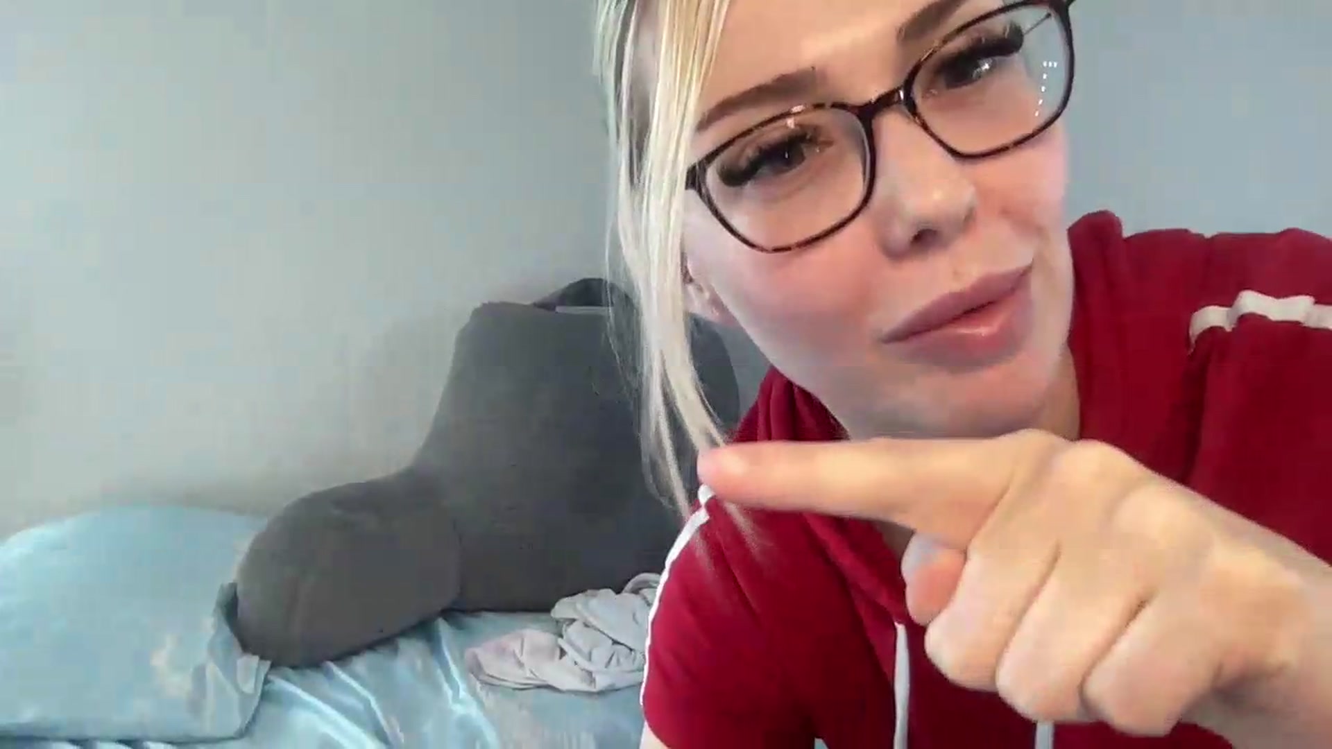 Gallery image thumbnail from AshleyMarina's myfreecams stream on, 06/20/2026, 18:09 image 10 of 20