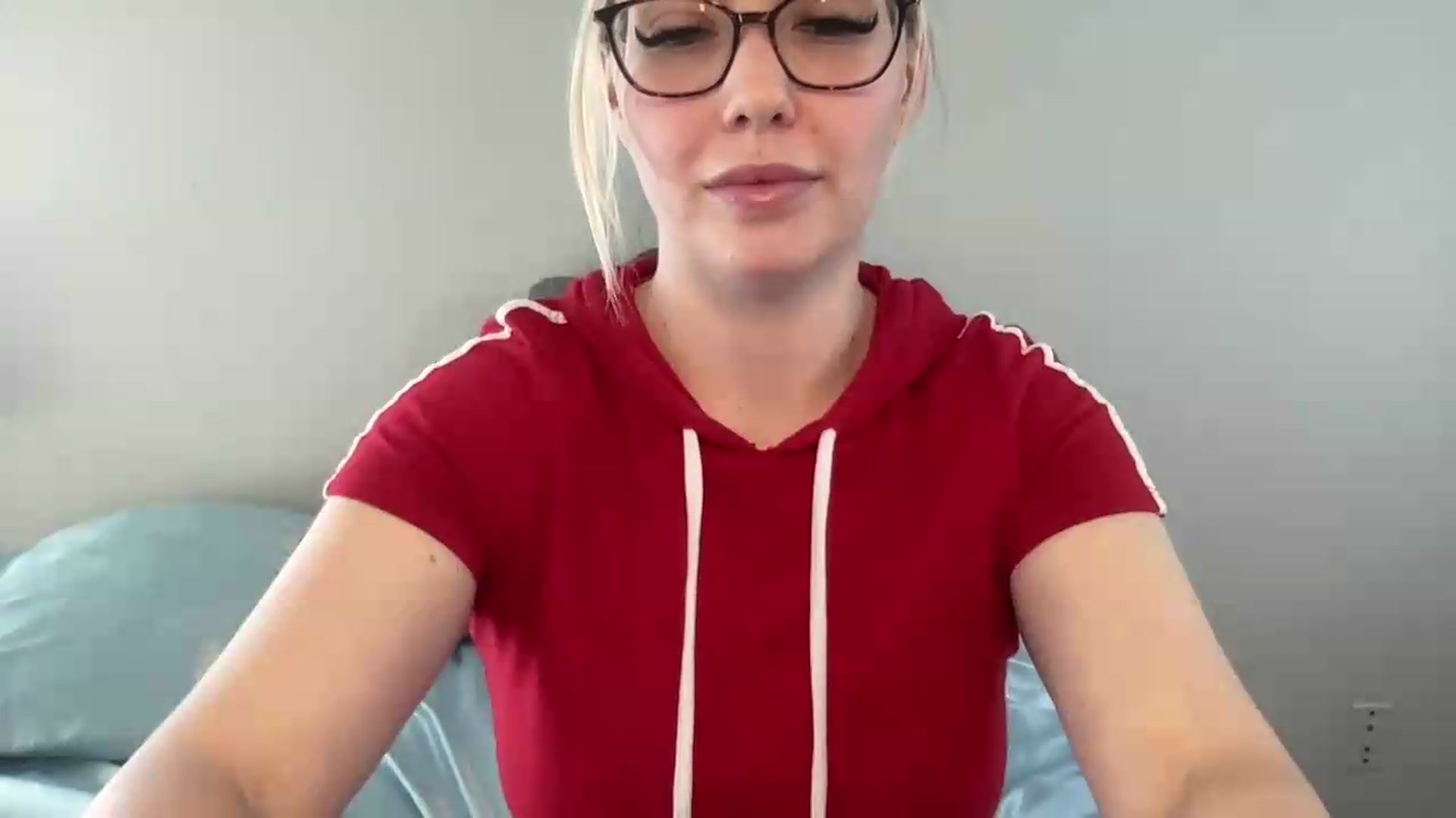 Gallery image thumbnail from AshleyMarina's myfreecams stream on, 06/20/2026, 18:09 image 6 of 20