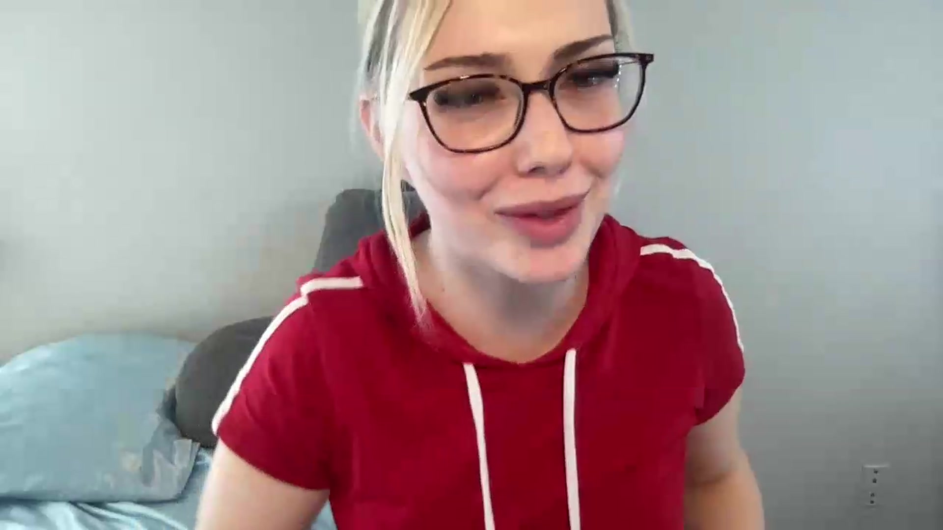 Gallery image thumbnail from AshleyMarina's myfreecams stream on, 06/20/2026, 18:09 image 11 of 20