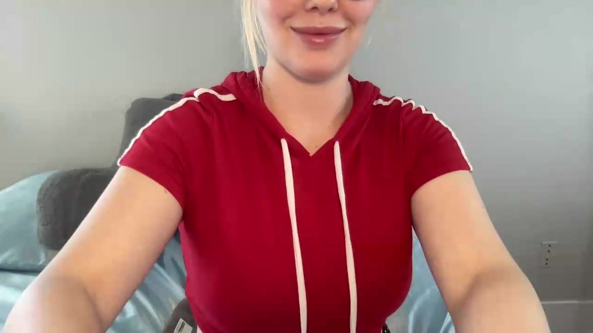 Gallery image thumbnail from AshleyMarina's myfreecams stream on, 06/20/2026, 19:17 image 20 of 20