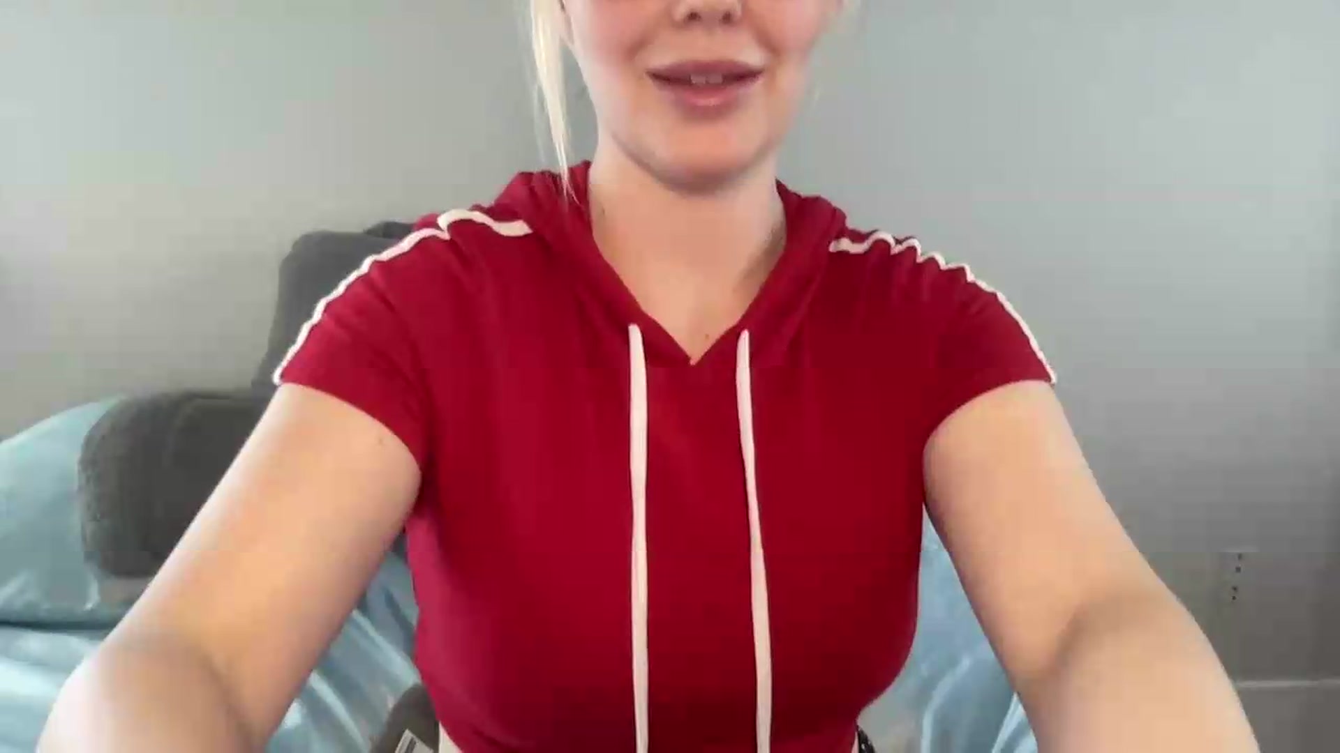 Gallery image thumbnail from AshleyMarina's myfreecams stream on, 06/20/2026, 19:17 image 15 of 20