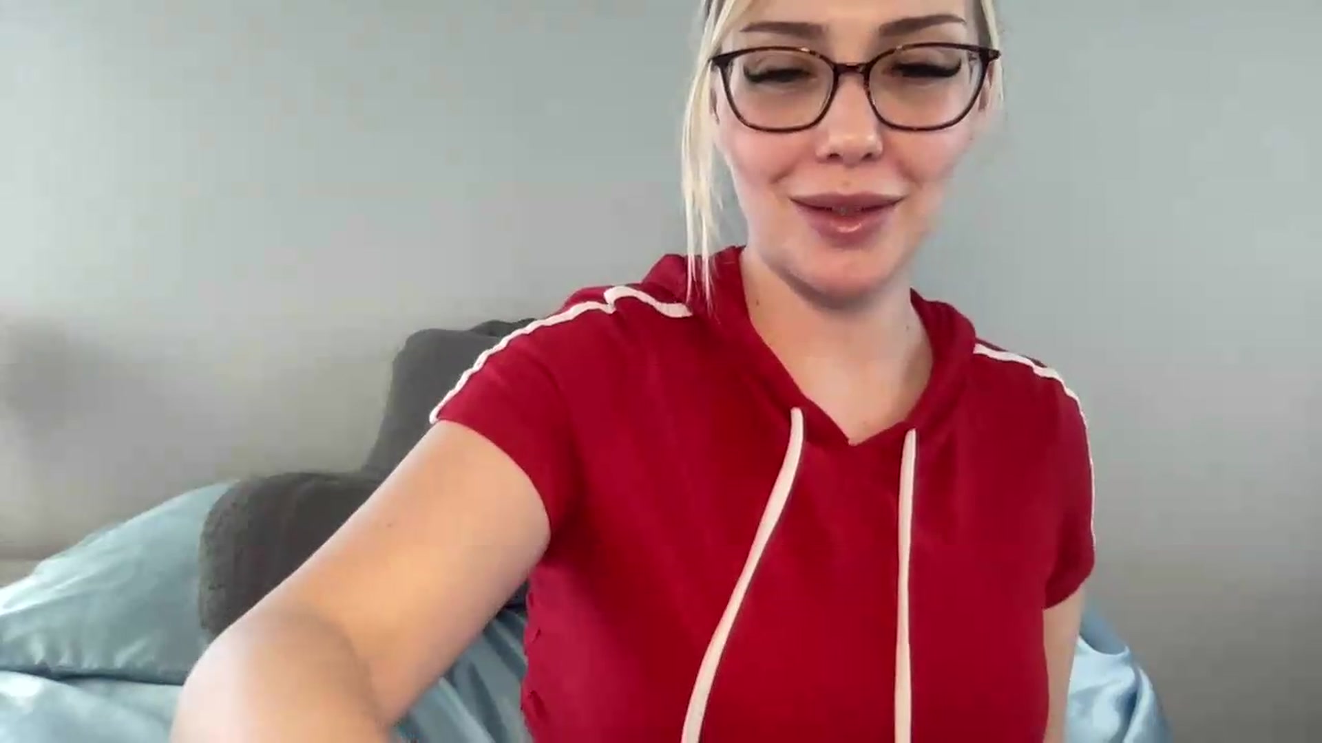 Gallery image thumbnail from AshleyMarina's myfreecams stream on, 06/20/2026, 19:17 image 9 of 20