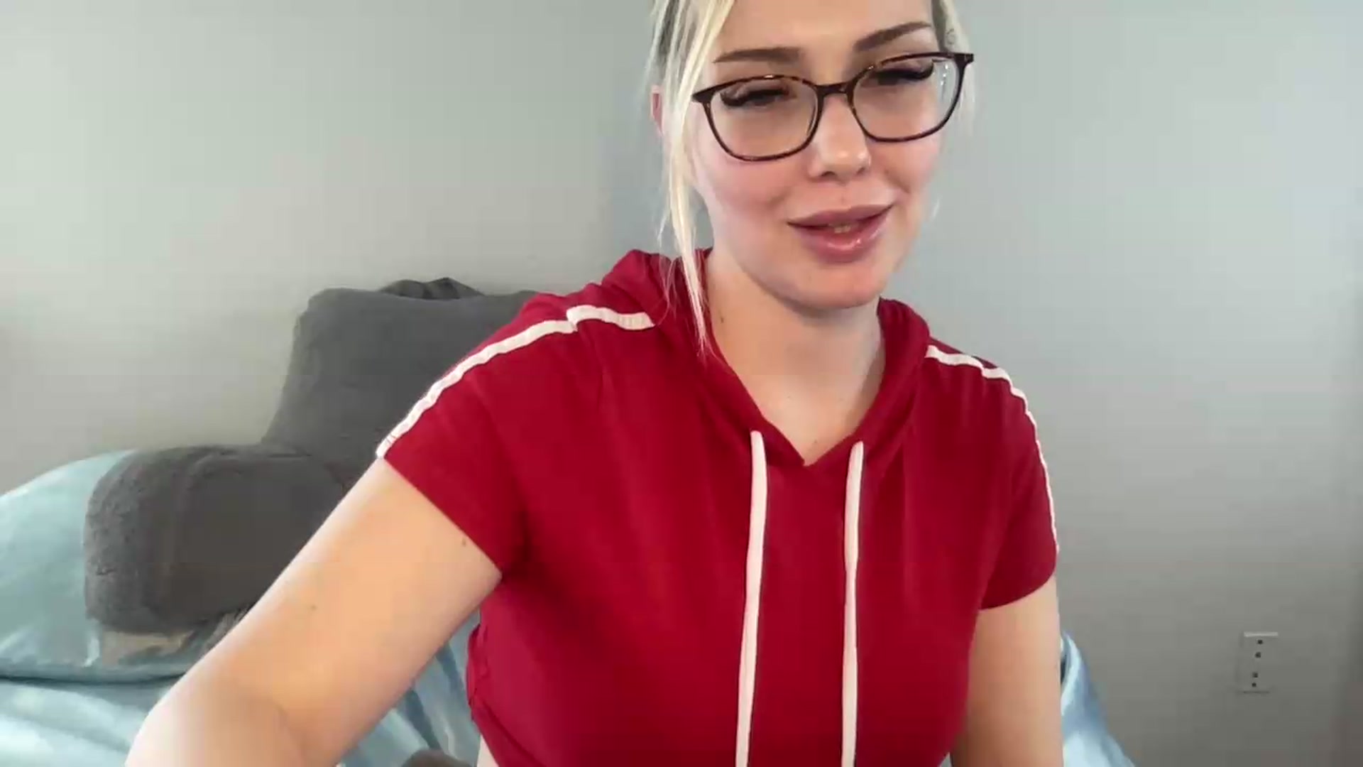Gallery image thumbnail from AshleyMarina's myfreecams stream on, 06/20/2026, 19:17 image 14 of 20