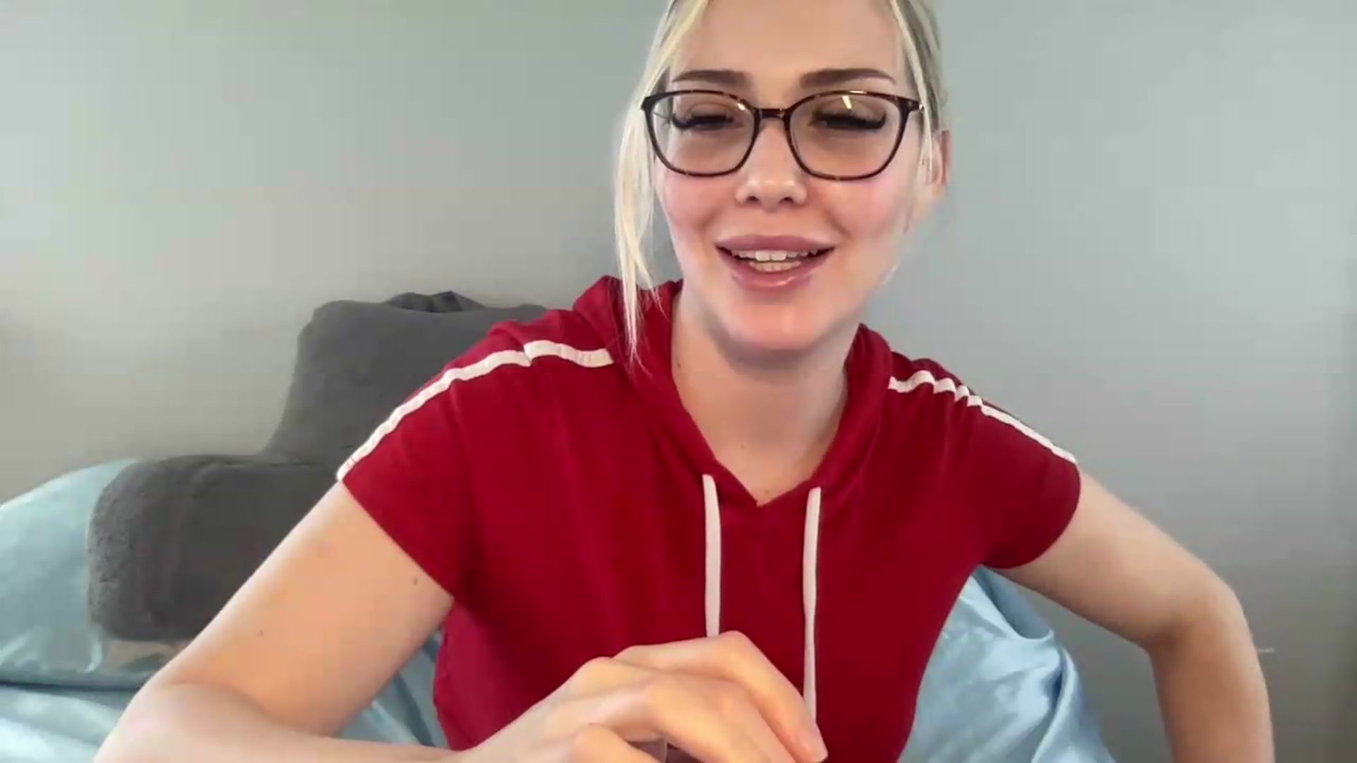 Gallery image thumbnail from AshleyMarina's myfreecams stream on, 06/20/2026, 19:17 image 17 of 20