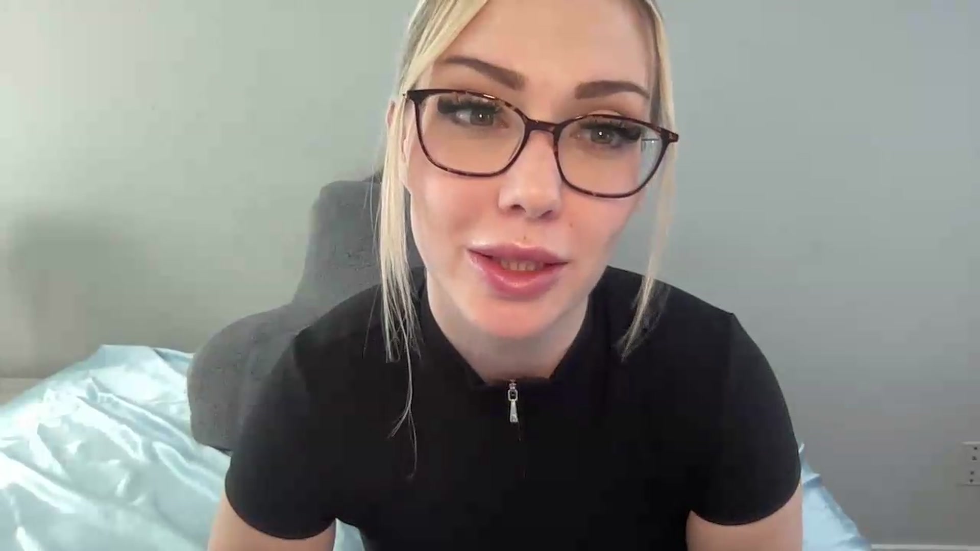 Gallery image thumbnail from AshleyMarina's myfreecams stream on, 06/23/2026, 16:19 image 19 of 20
