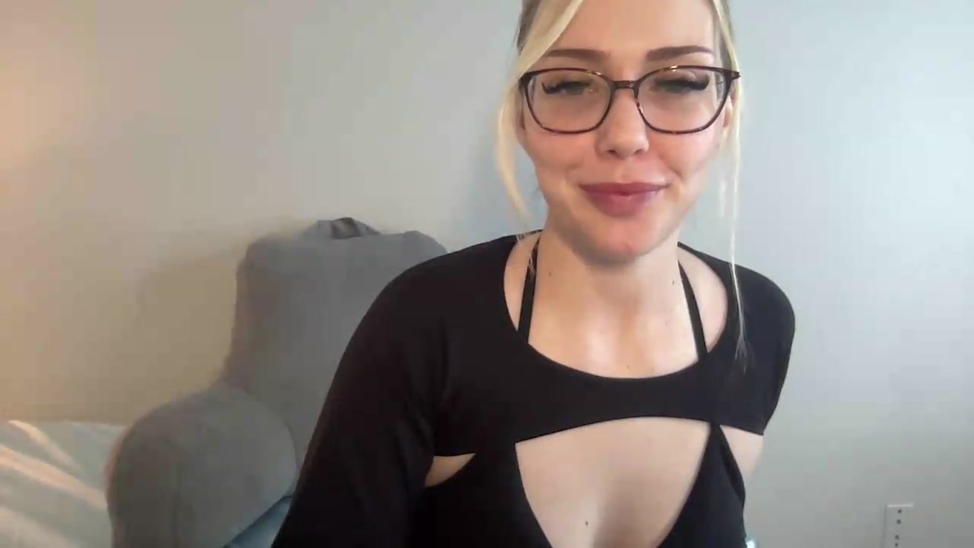 Gallery image thumbnail from AshleyMarina's myfreecams stream on, 06/24/2026, 15:34 image 3 of 20