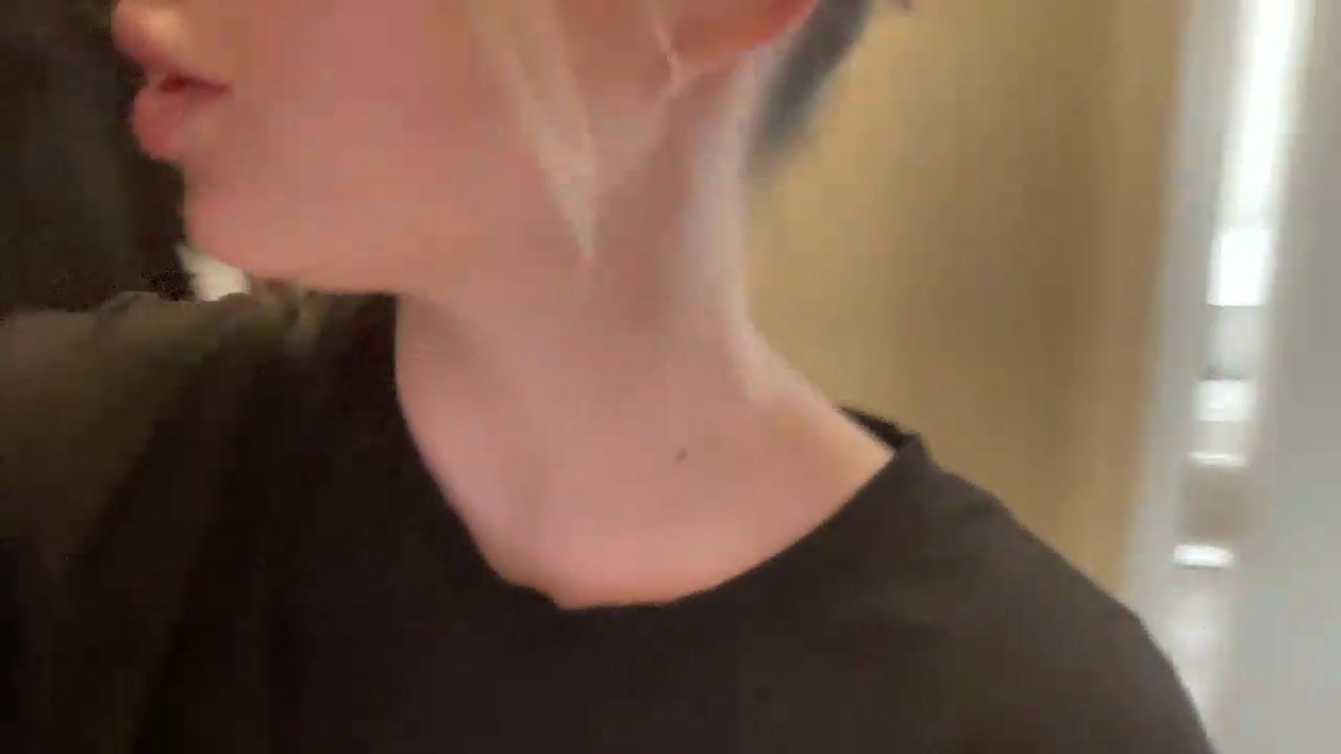 Gallery image thumbnail from AshleyMarina's myfreecams stream on, 06/25/2026, 17:05 image 12 of 20