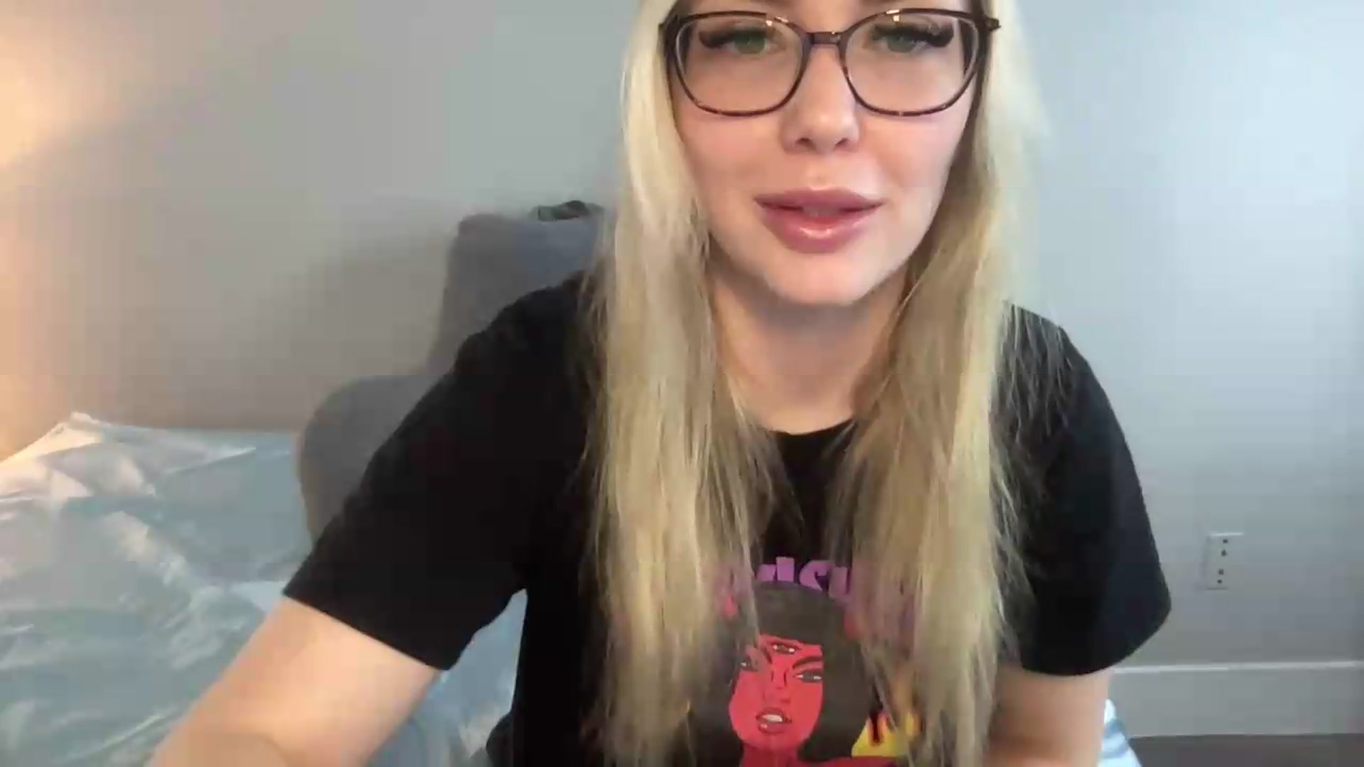 Gallery image thumbnail from AshleyMarina's myfreecams stream on, 06/26/2026, 13:11 image 5 of 20