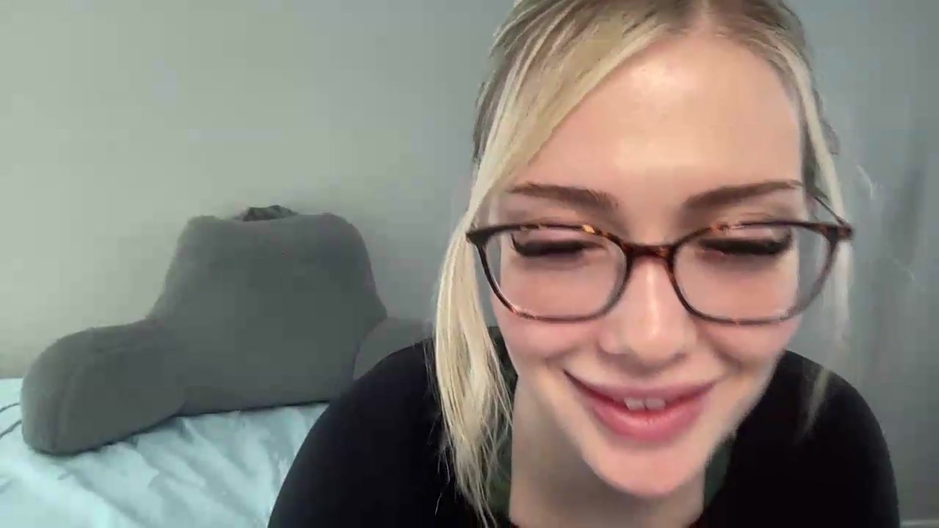 Gallery image thumbnail from AshleyMarina's myfreecams stream on, 06/26/2026, 15:39 image 7 of 20