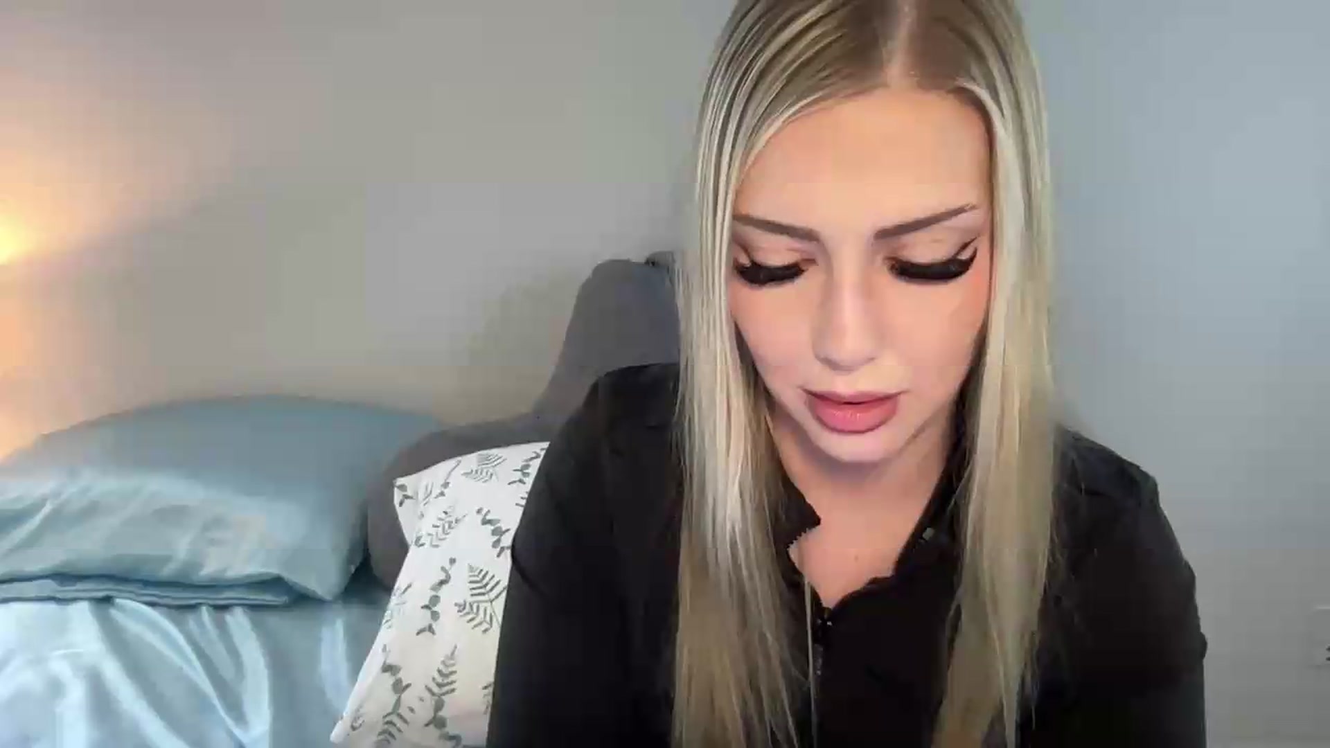Gallery image thumbnail from AshleyMarina's myfreecams stream on, 07/12/2026, 01:36 image 15 of 20