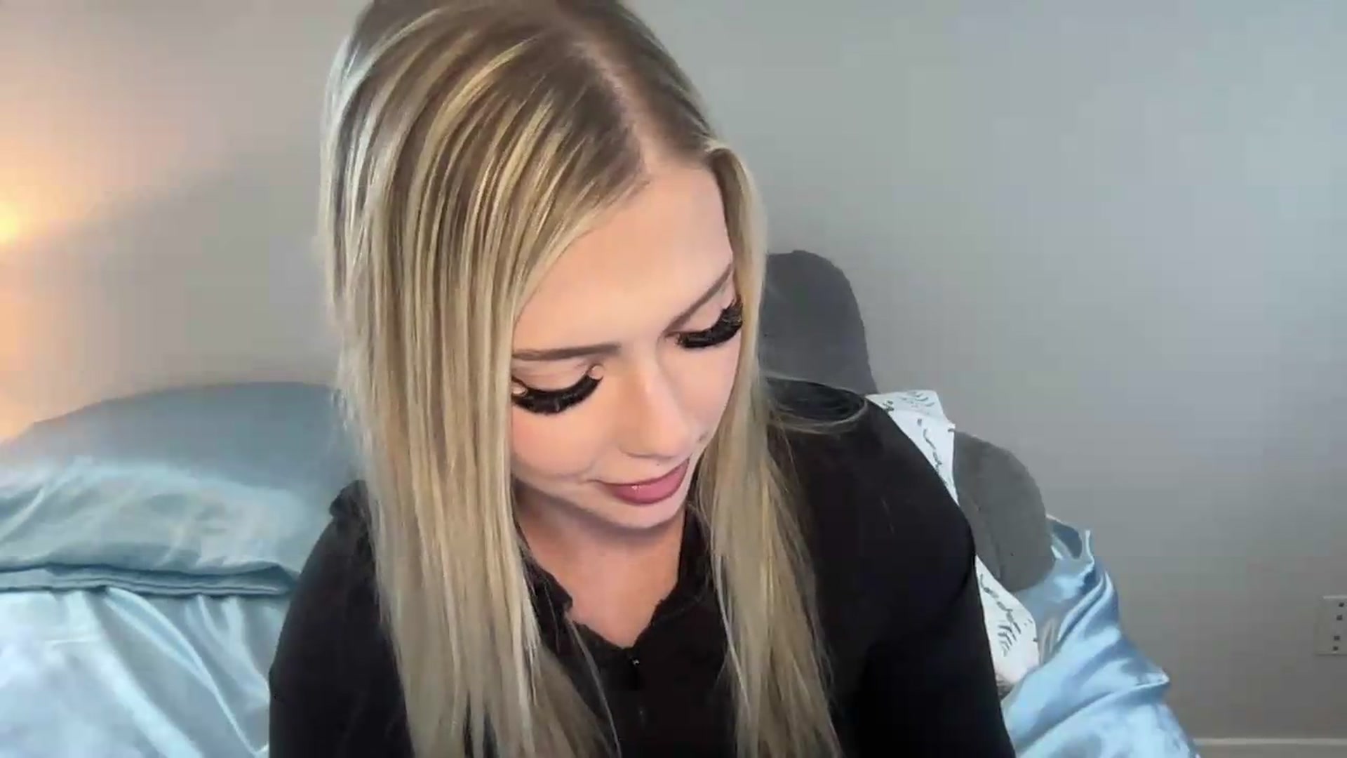 Gallery image thumbnail from AshleyMarina's myfreecams stream on, 07/12/2026, 01:36 image 20 of 20
