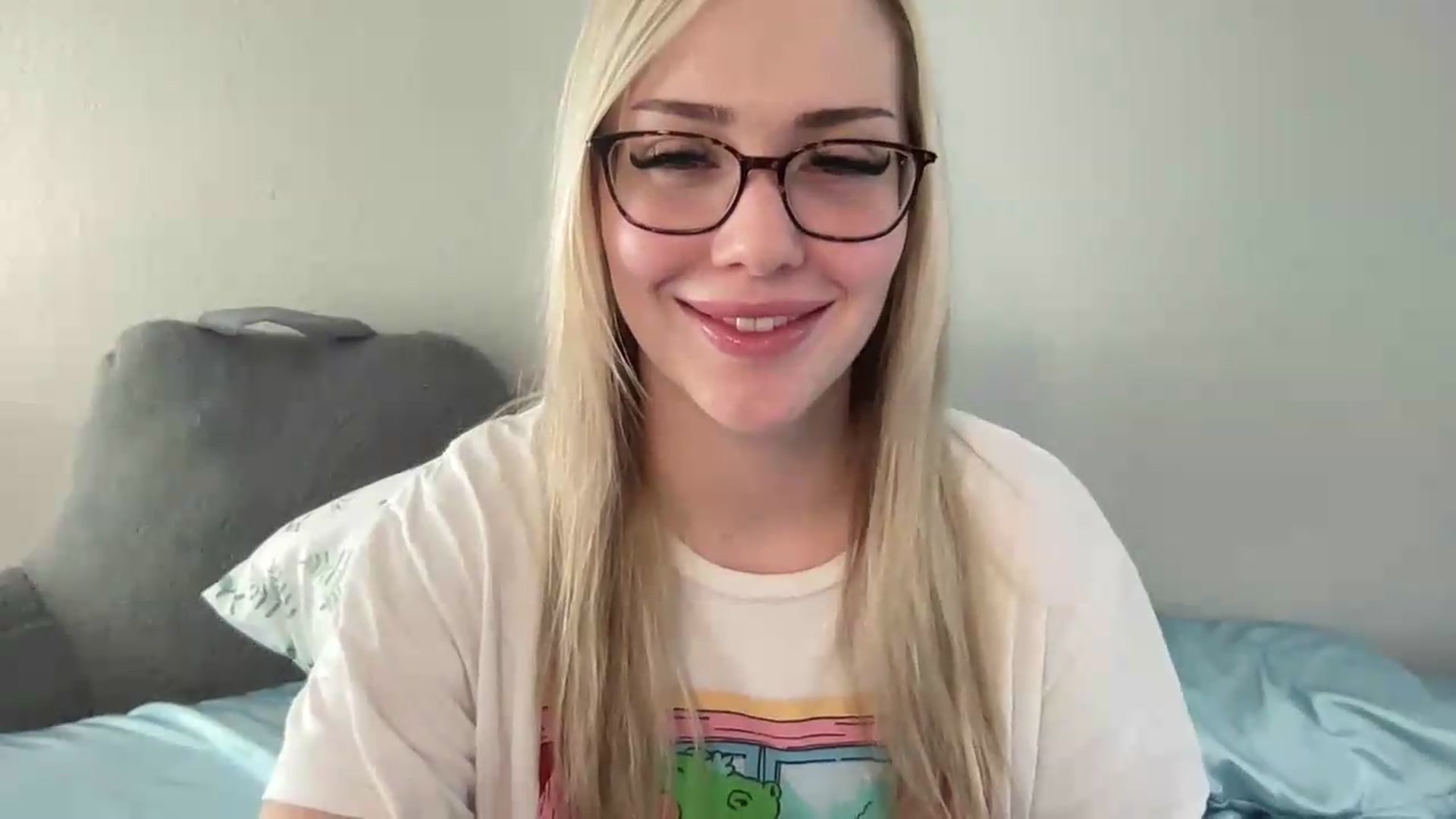 Gallery image thumbnail from AshleyMarina's myfreecams stream on, 07/15/2026, 14:30 image 11 of 20