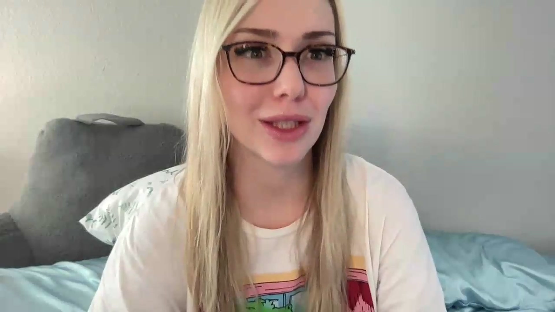 Gallery image thumbnail from AshleyMarina's myfreecams stream on, 07/15/2026, 14:30 image 6 of 20