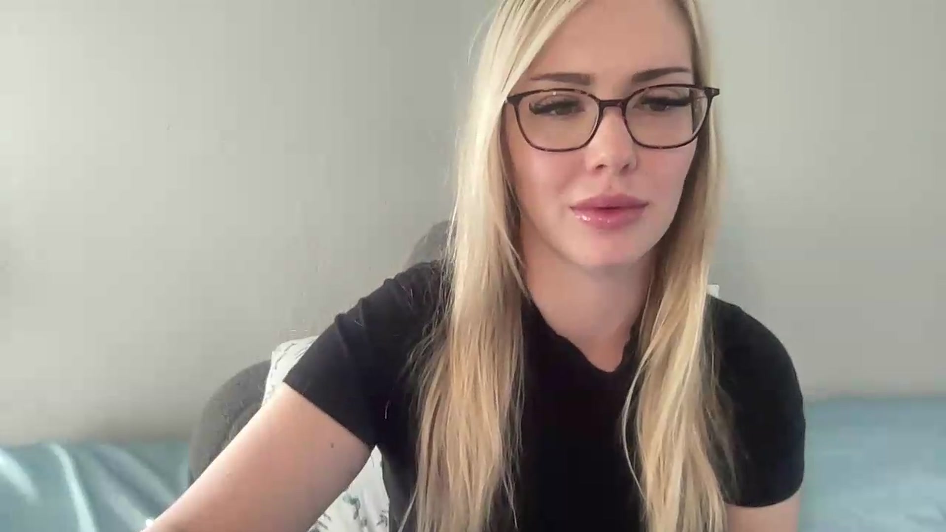 Gallery image thumbnail from AshleyMarina's myfreecams stream on, 07/16/2026, 14:56 image 2 of 20