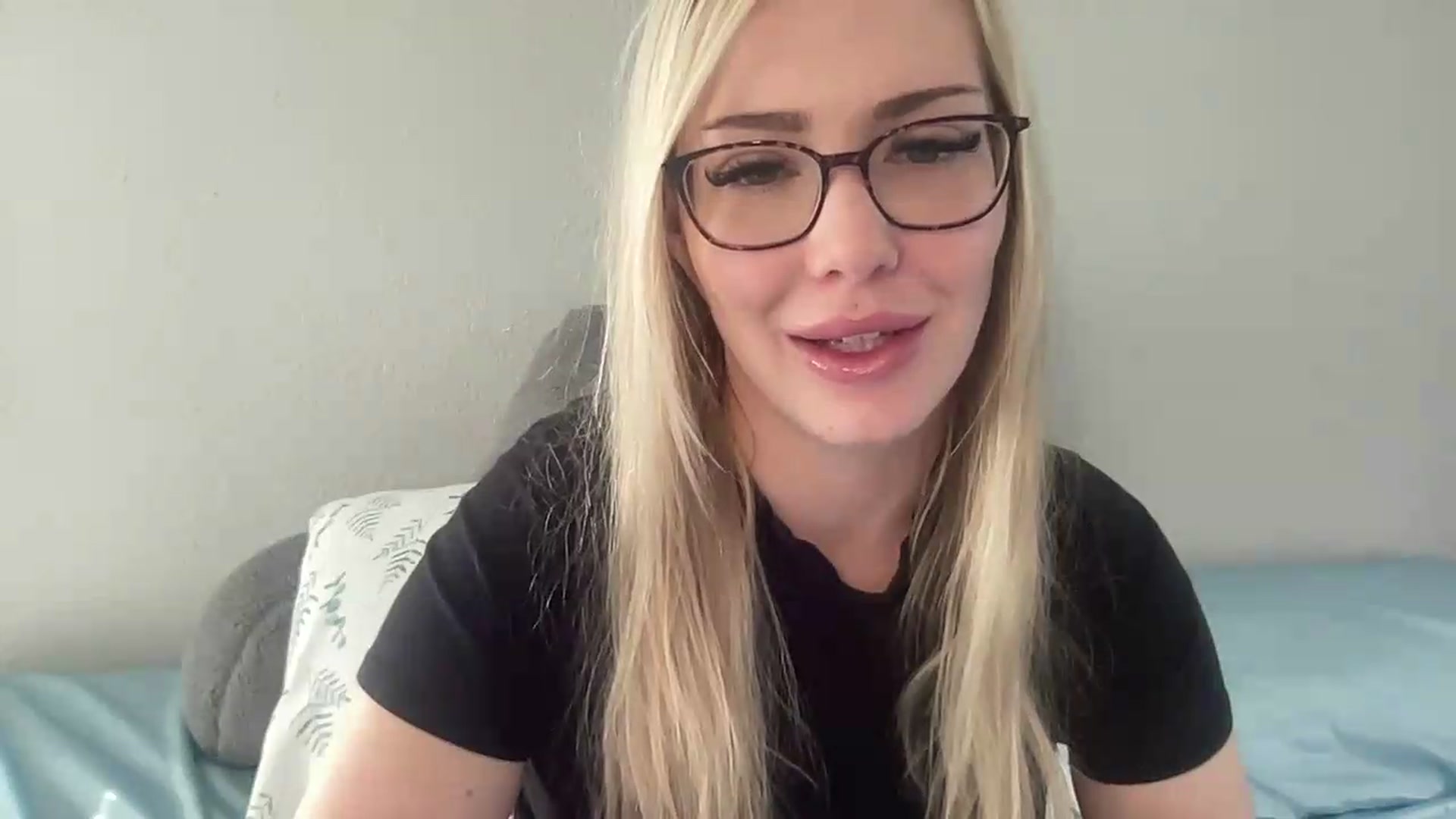 Gallery image thumbnail from AshleyMarina's myfreecams stream on, 07/16/2026, 14:56 image 10 of 20