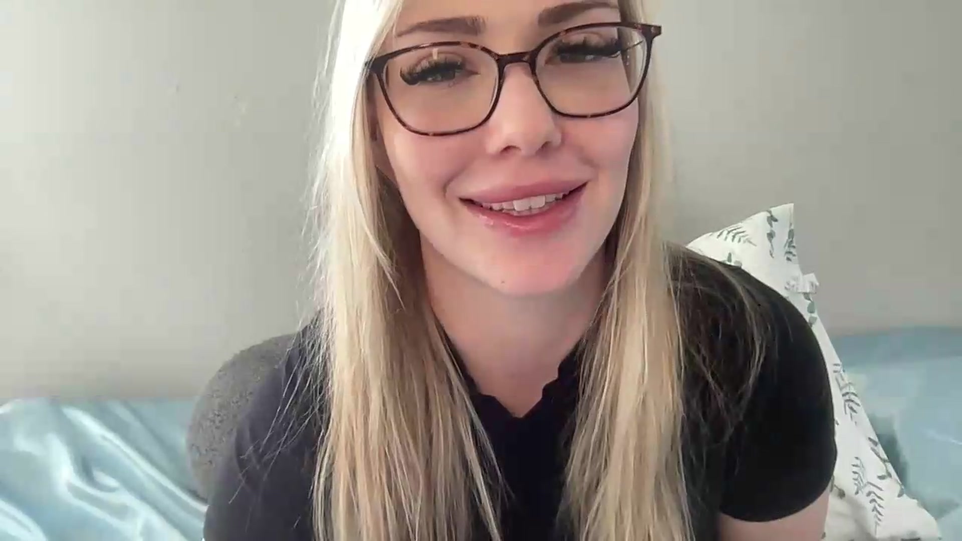 Gallery image thumbnail from AshleyMarina's myfreecams stream on, 07/16/2026, 15:54 image 5 of 20