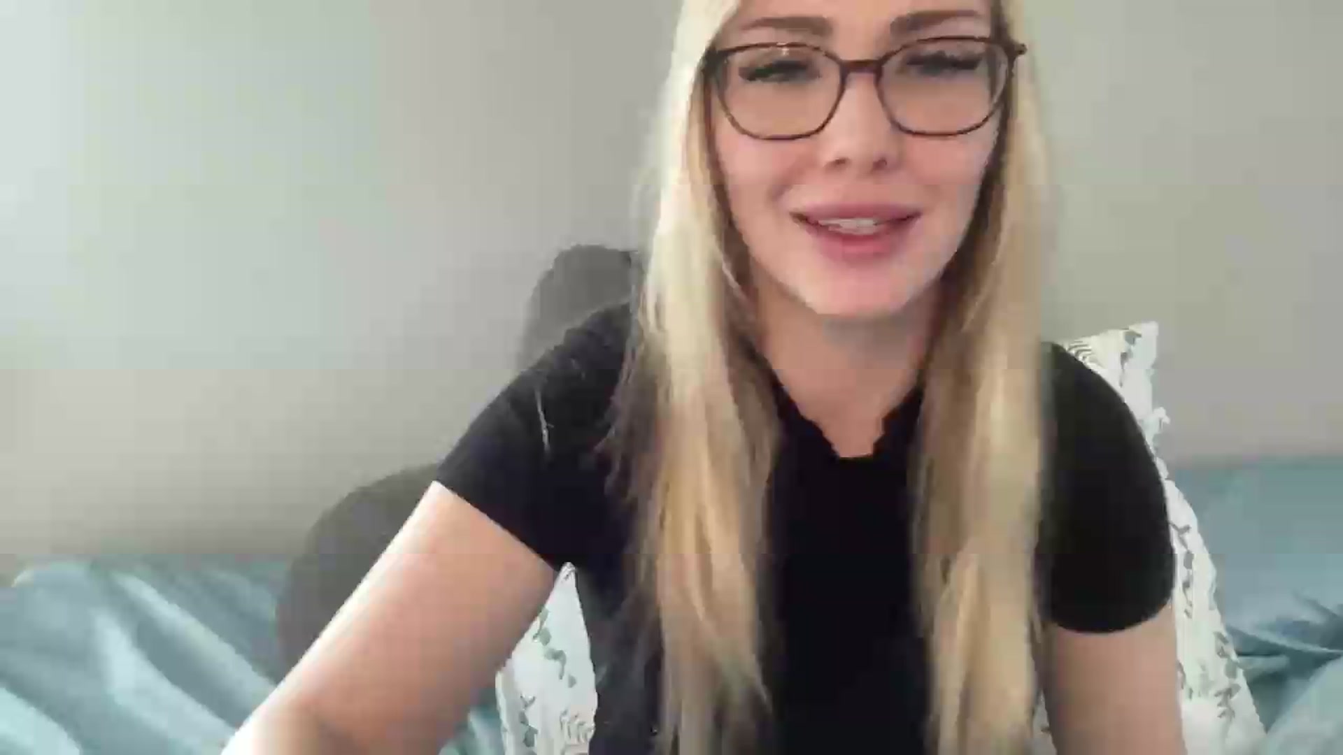 Gallery image thumbnail from AshleyMarina's myfreecams stream on, 07/16/2026, 15:54 image 14 of 20