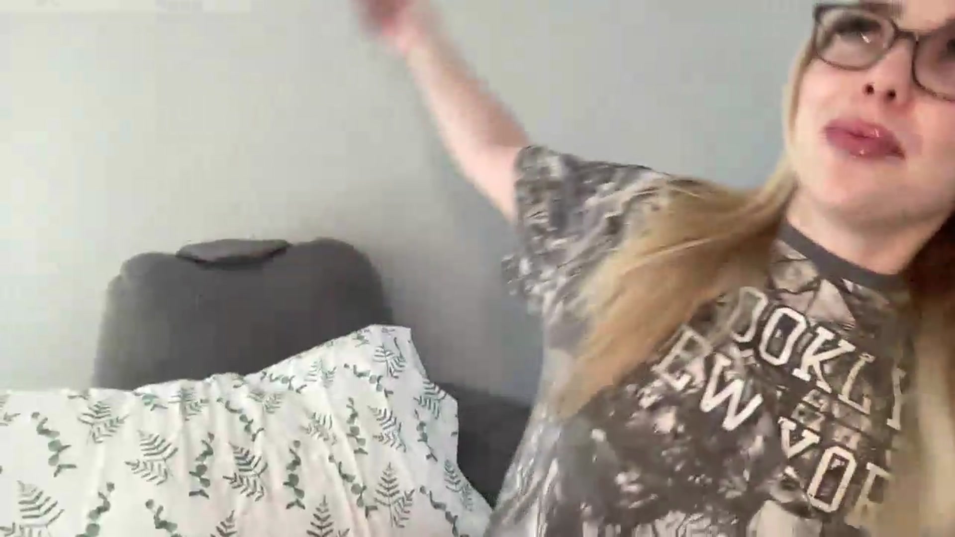 Gallery image thumbnail from AshleyMarina's myfreecams stream on, 07/23/2026, 15:21 image 16 of 20