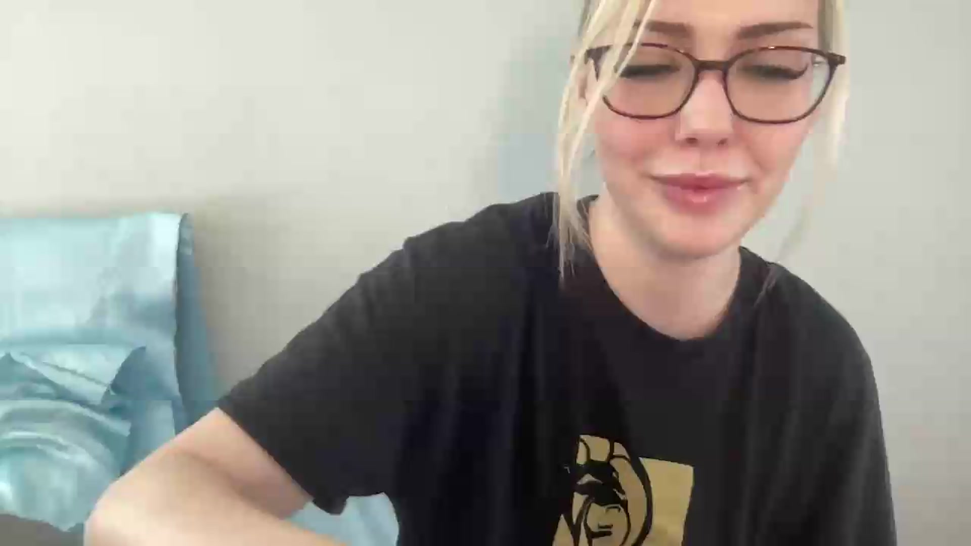 Gallery image thumbnail from AshleyMarina's myfreecams stream on, 07/28/2026, 15:25 image 1 of 20