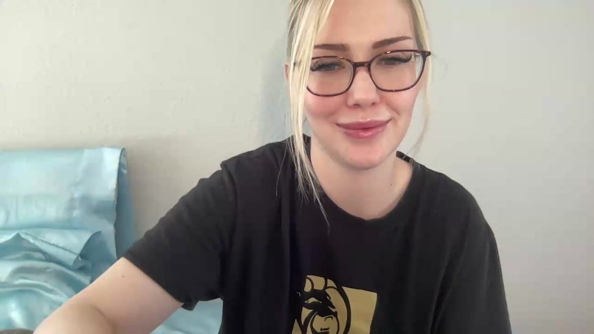 Gallery image thumbnail from AshleyMarina's myfreecams stream on, 07/28/2026, 15:25 image 3 of 20