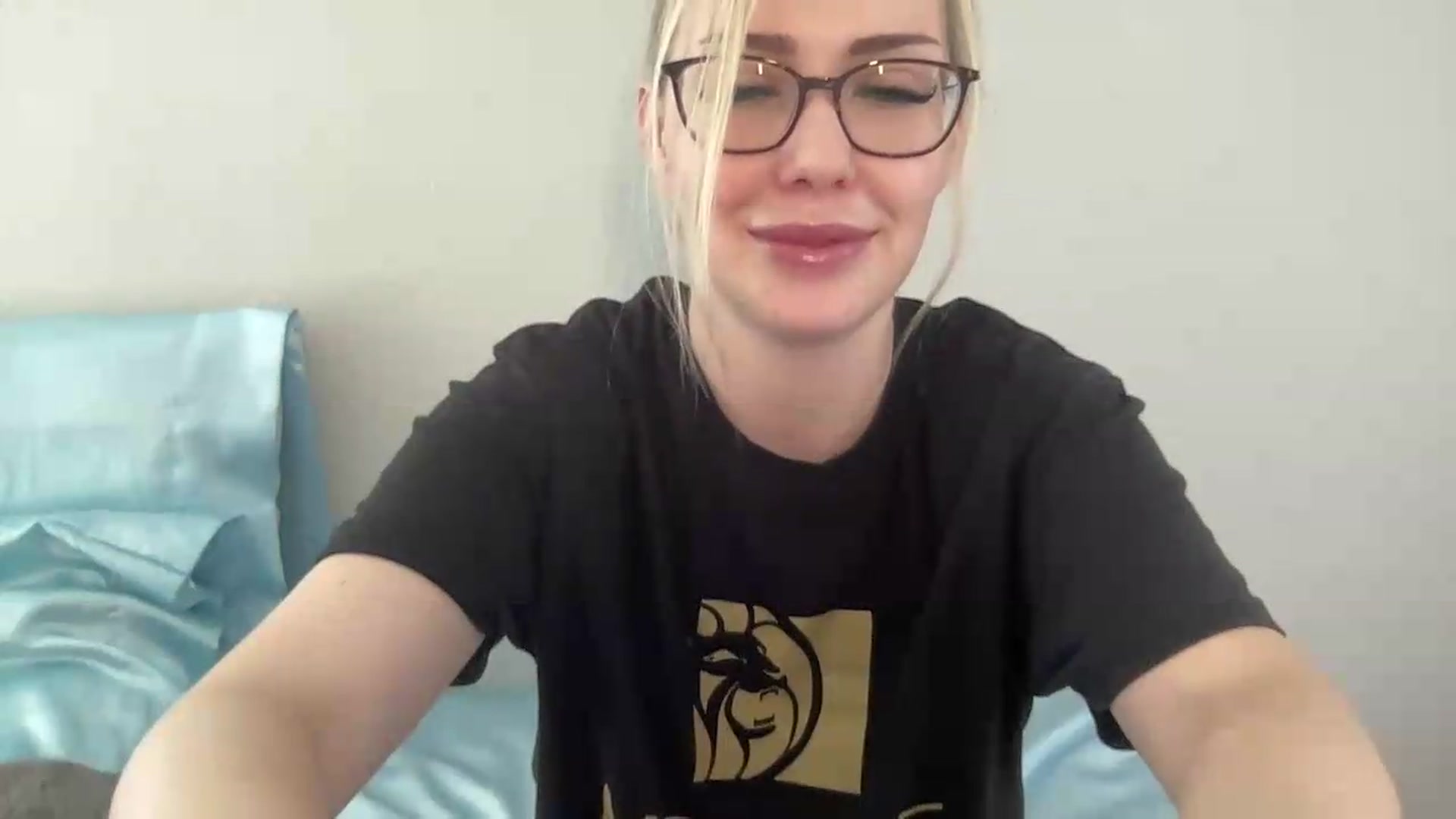 Gallery image thumbnail from AshleyMarina's myfreecams stream on, 07/28/2026, 15:25 image 6 of 20