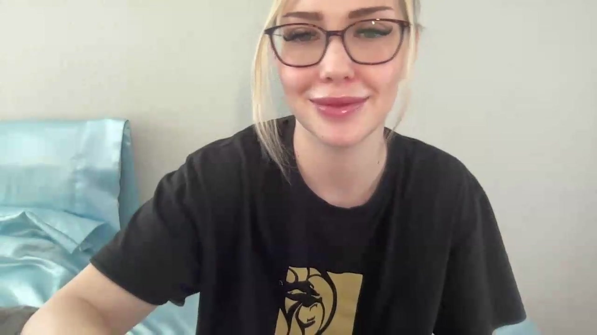 Gallery image thumbnail from AshleyMarina's myfreecams stream on, 07/28/2026, 15:25 image 19 of 20