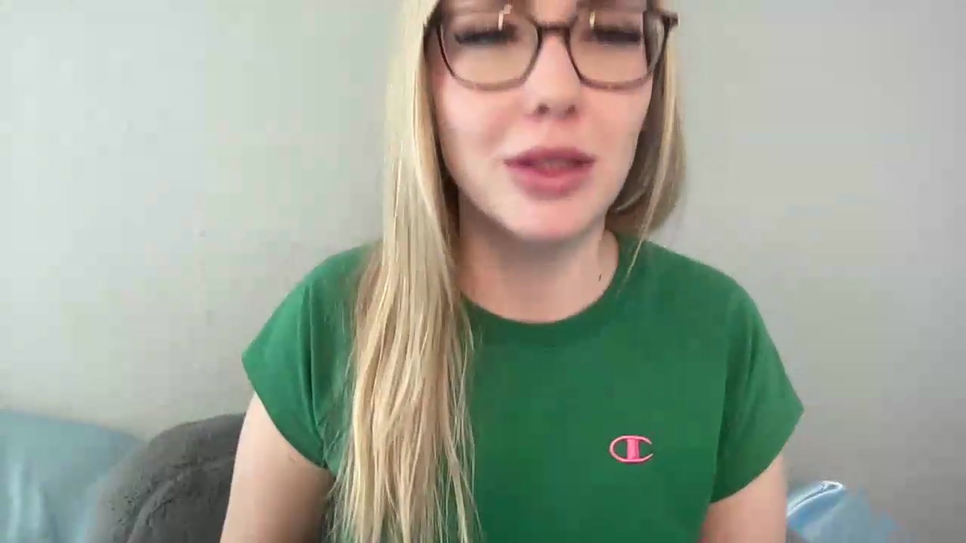 Gallery image thumbnail from AshleyMarina's myfreecams stream on, 07/29/2026, 17:03 image 17 of 20