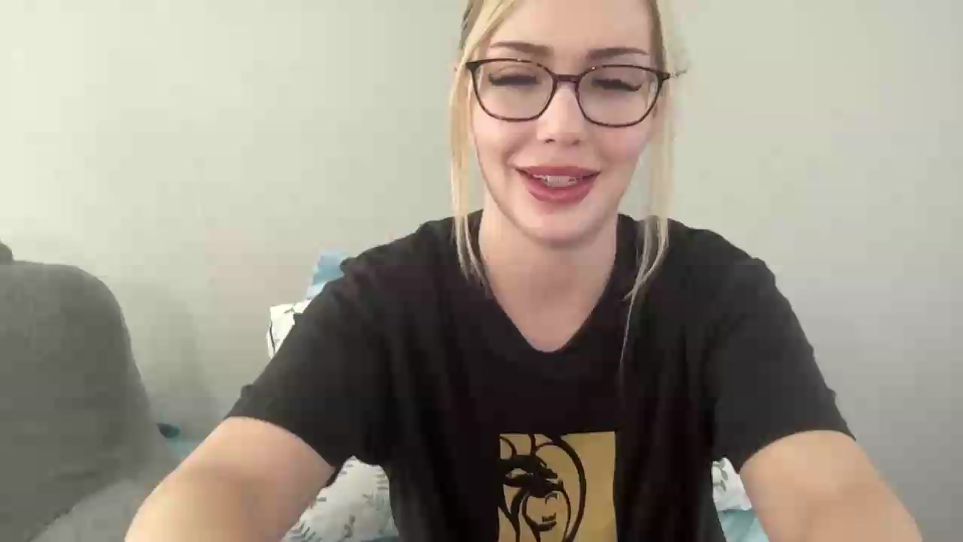Gallery image thumbnail from AshleyMarina's myfreecams stream on, 08/17/2026, 17:56 image 1 of 20