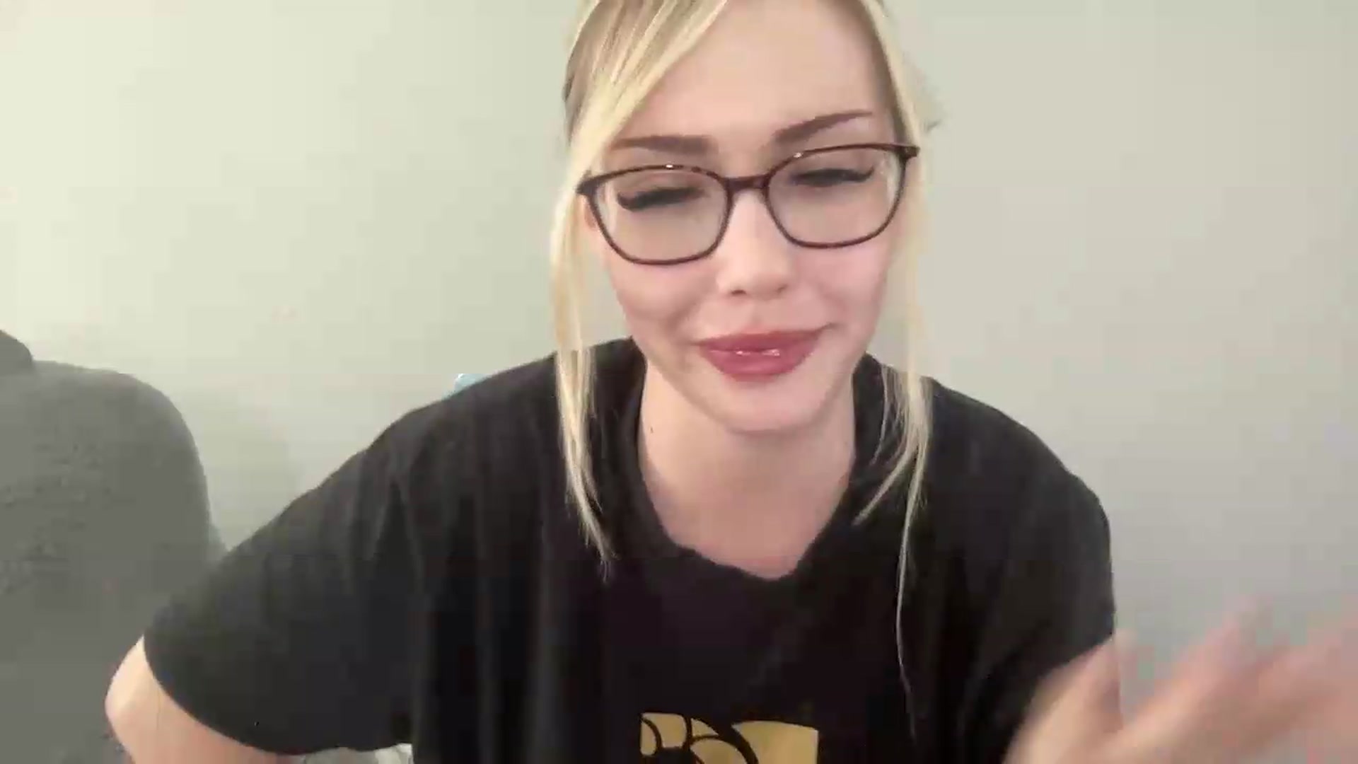 Gallery image thumbnail from AshleyMarina's myfreecams stream on, 08/17/2026, 17:56 image 7 of 20