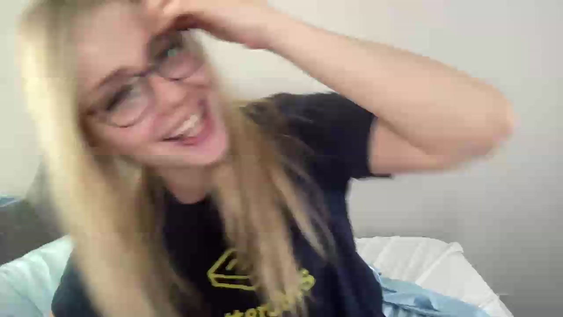 Gallery image thumbnail from AshleyMarina's myfreecams stream on, 08/22/2026, 14:57 image 17 of 20