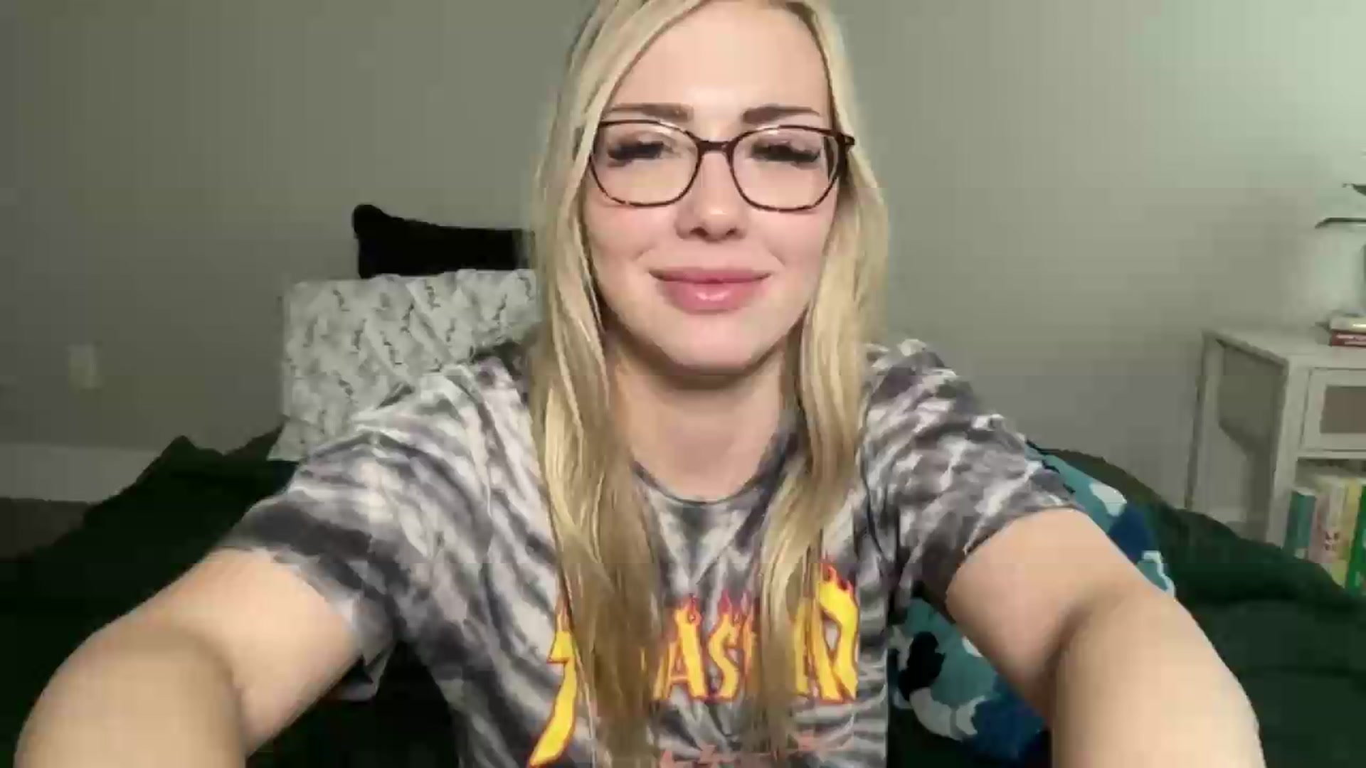 Gallery image thumbnail from AshleyMarina's myfreecams stream on, 08/28/2026, 17:18 image 4 of 20