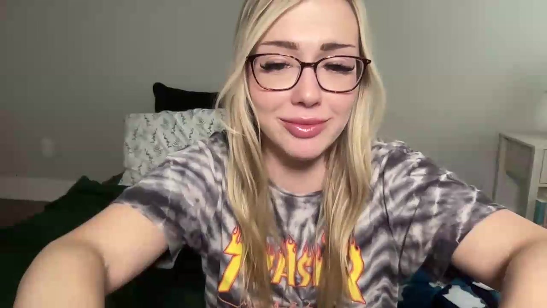 Gallery image thumbnail from AshleyMarina's myfreecams stream on, 08/28/2026, 17:18 image 11 of 20