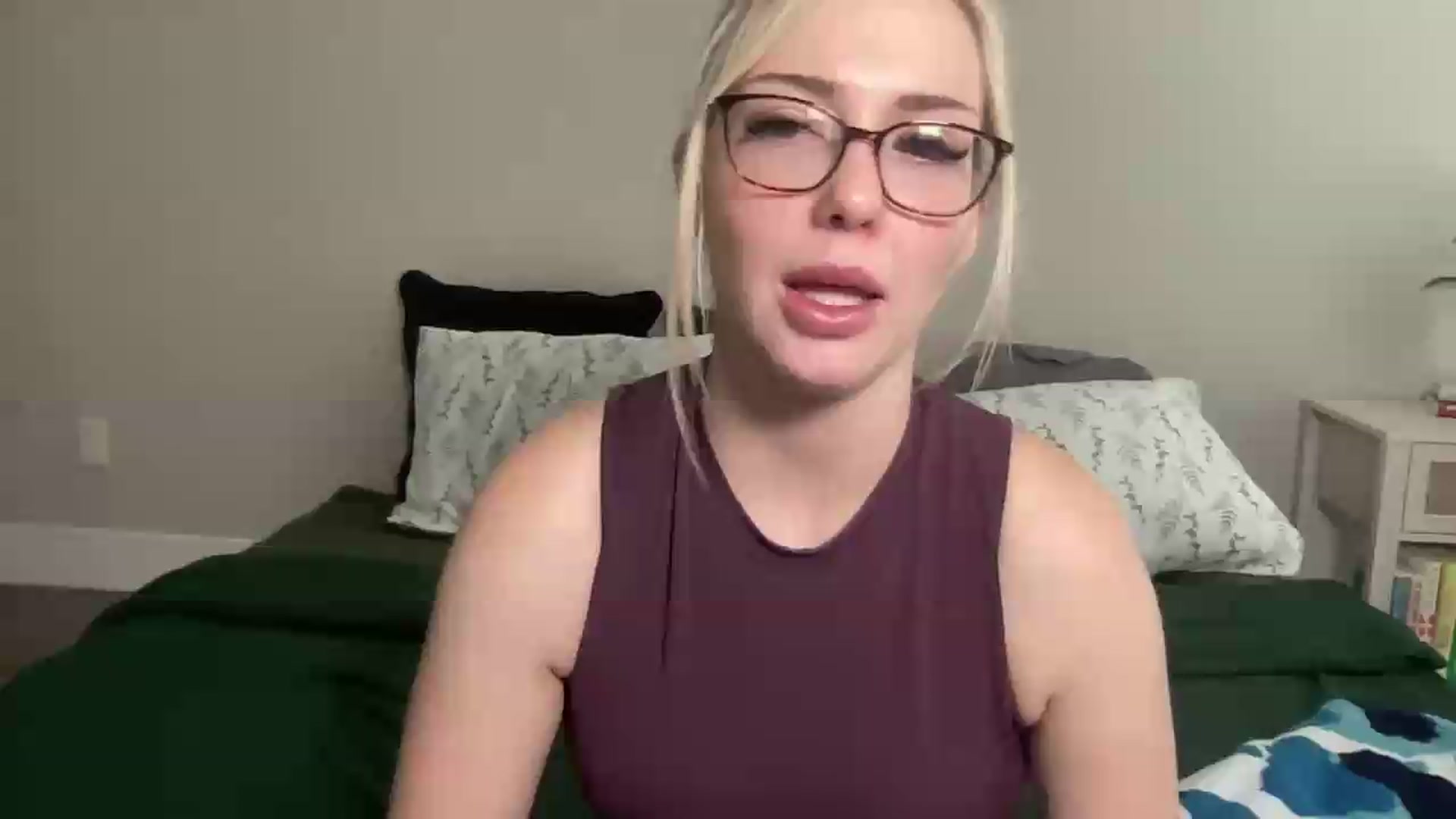 Gallery image thumbnail from AshleyMarina's myfreecams stream on, 08/29/2026, 18:48 image 5 of 20