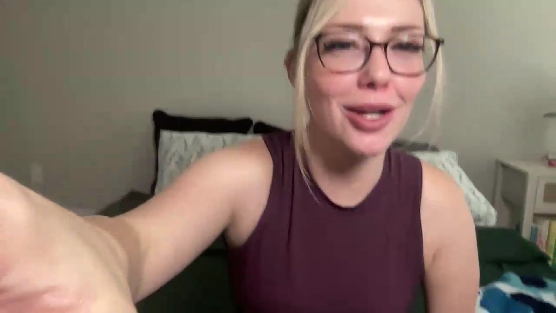 Gallery image thumbnail from AshleyMarina's myfreecams stream on, 08/29/2026, 18:48 image 3 of 20