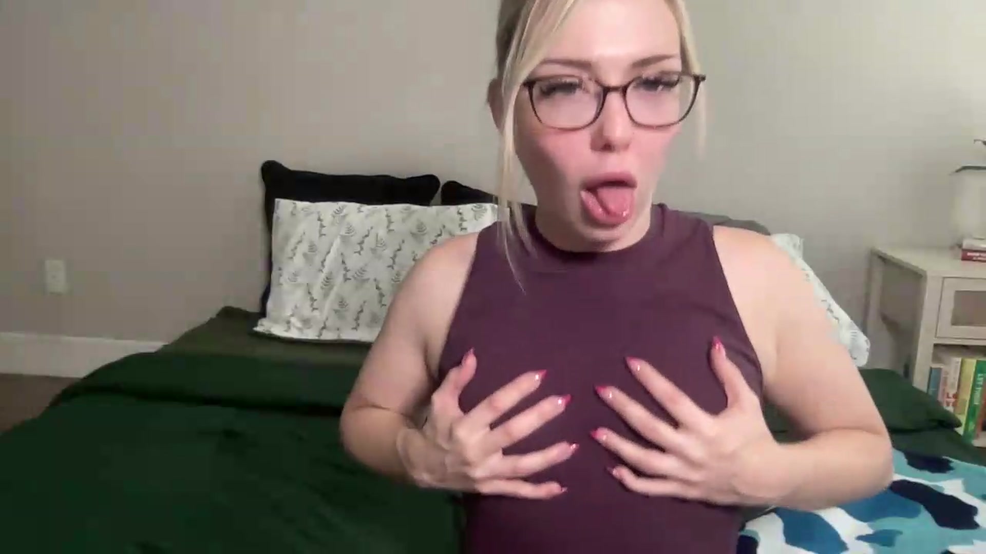 Gallery image thumbnail from AshleyMarina's myfreecams stream on, 08/29/2026, 18:48 image 2 of 20
