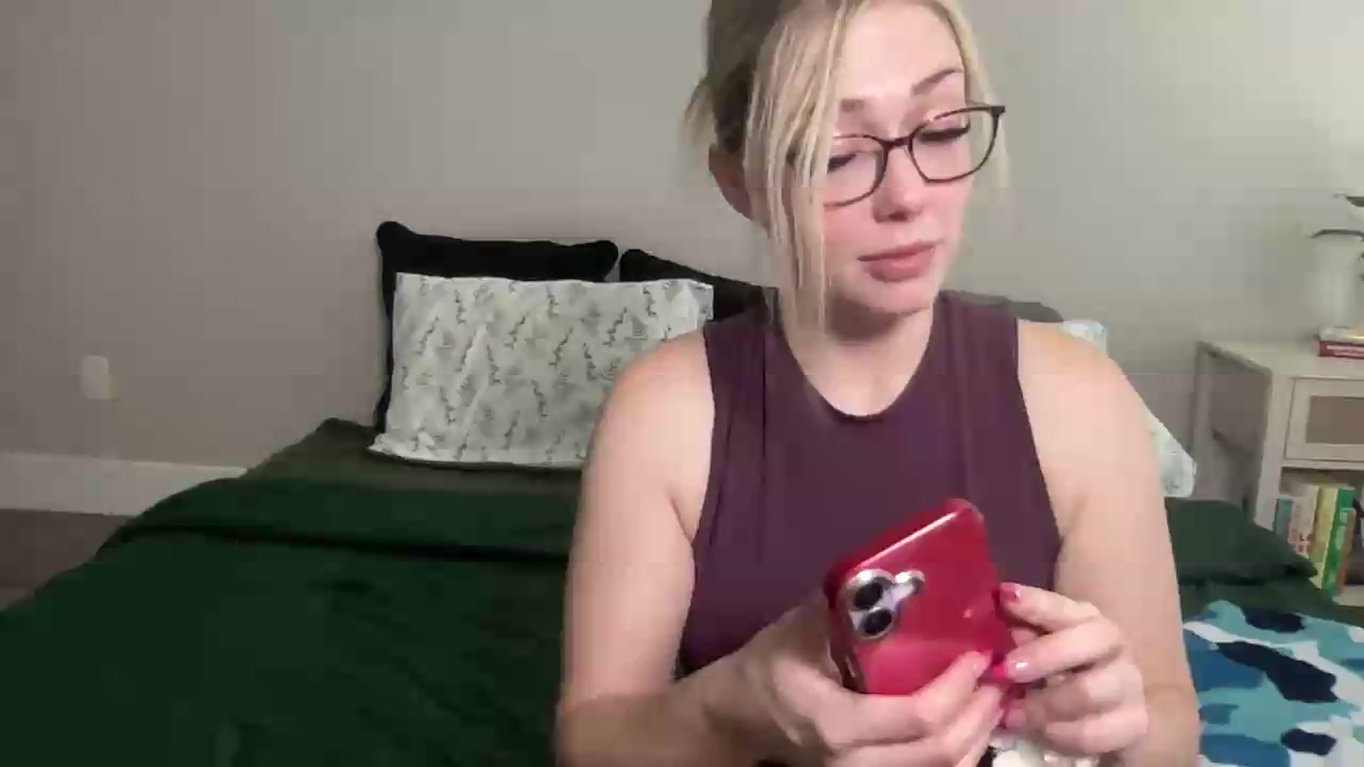Gallery image thumbnail from AshleyMarina's myfreecams stream on, 08/29/2026, 18:48 image 1 of 20