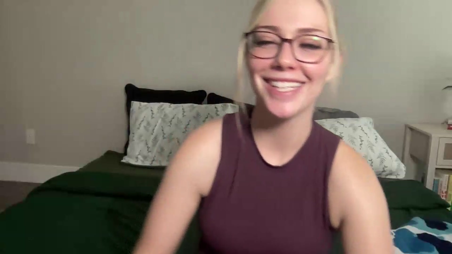 Gallery image thumbnail from AshleyMarina's myfreecams stream on, 08/29/2026, 18:48 image 6 of 20