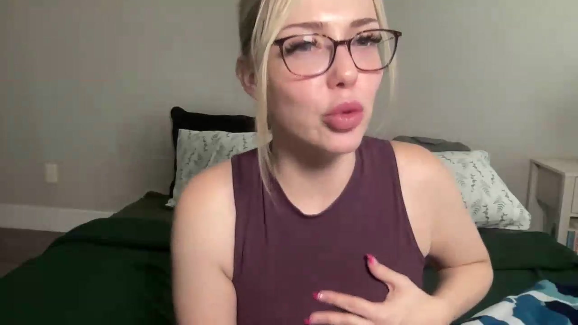 Gallery image thumbnail from AshleyMarina's myfreecams stream on, 08/29/2026, 18:48 image 7 of 20