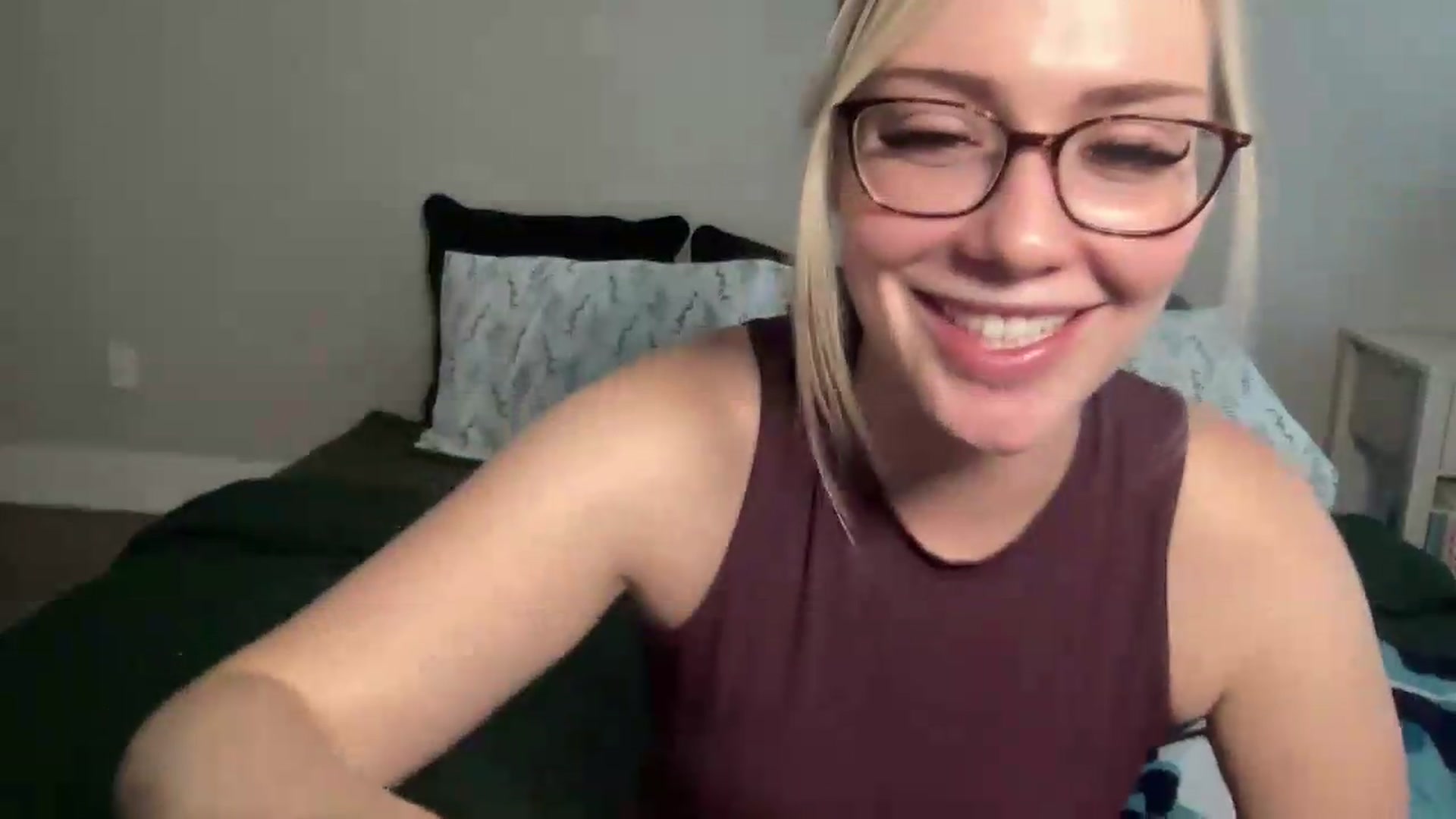 Gallery image thumbnail from AshleyMarina's myfreecams stream on, 08/29/2026, 18:48 image 14 of 20