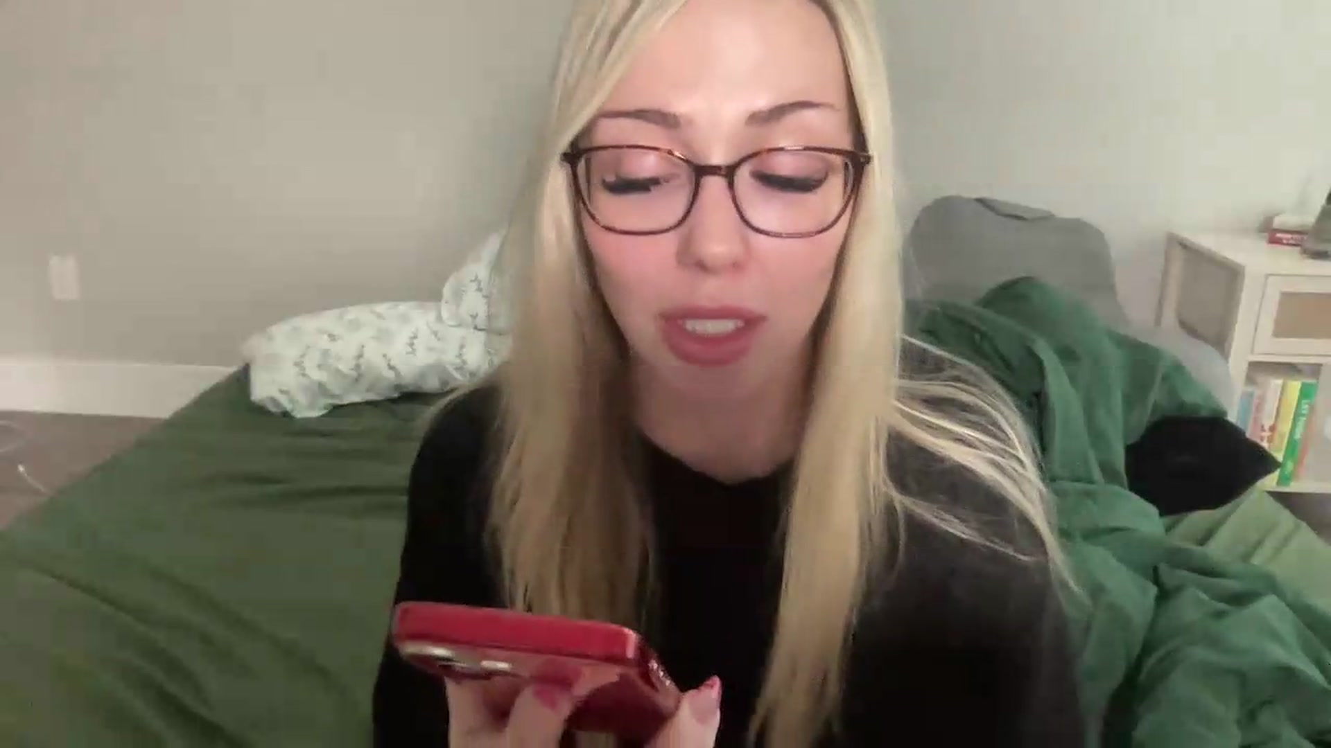 Gallery image thumbnail from AshleyMarina's myfreecams stream on, 09/01/2026, 17:15 image 18 of 20