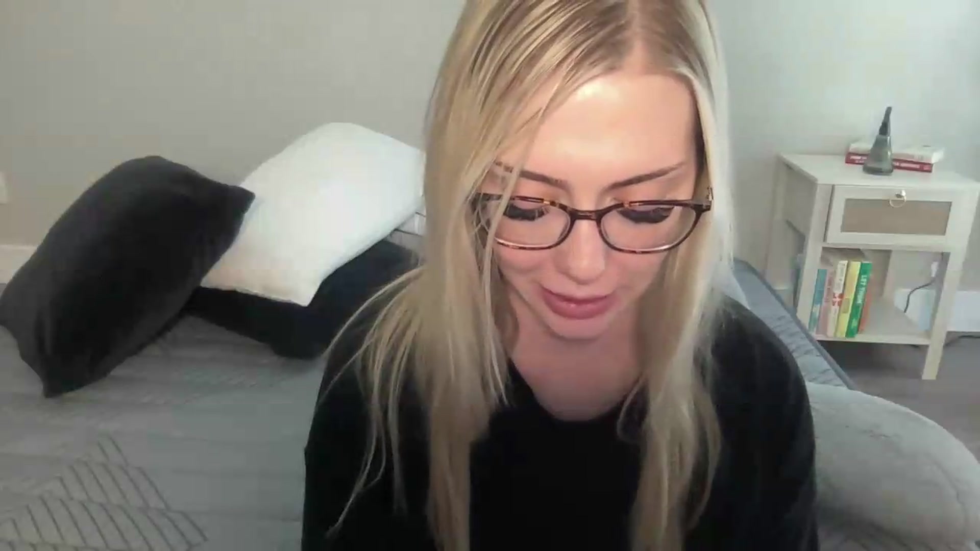 Gallery image thumbnail from AshleyMarina's myfreecams stream on, 09/01/2026, 20:21 image 2 of 20