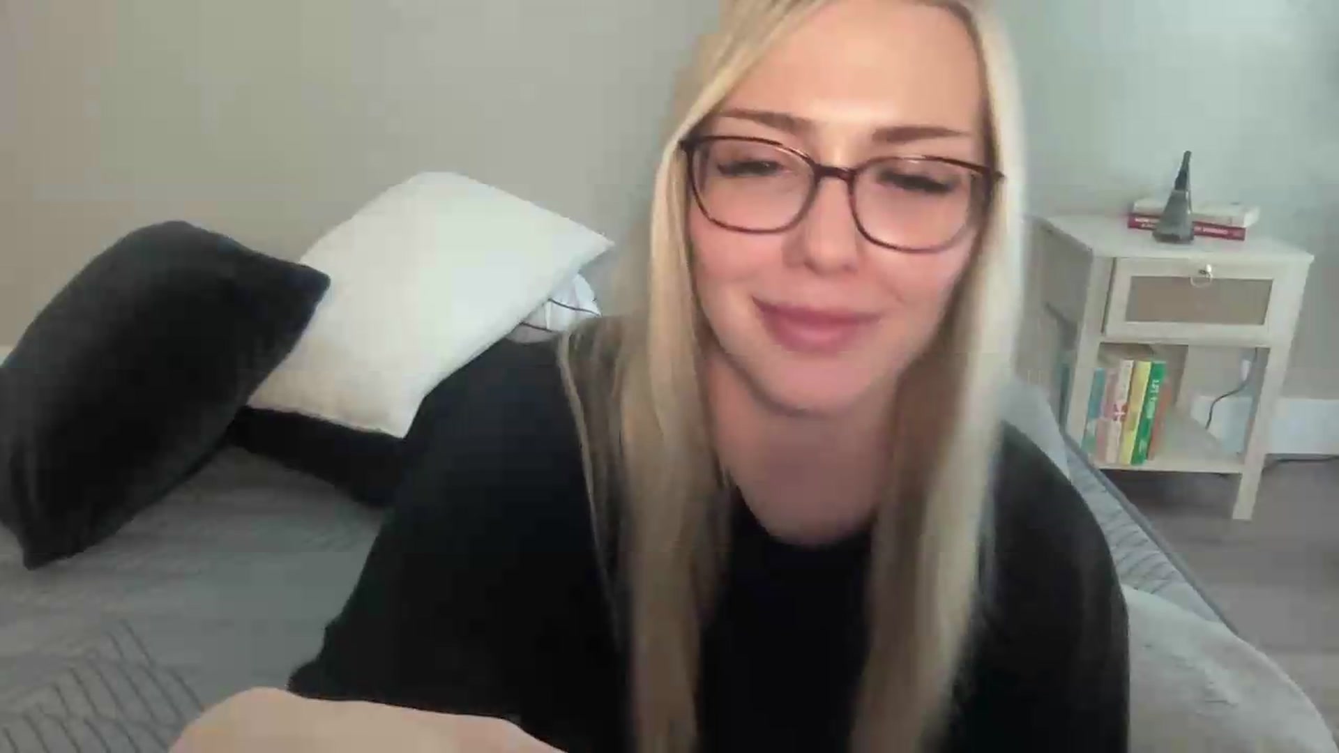 Gallery image thumbnail from AshleyMarina's myfreecams stream on, 09/01/2026, 20:21 image 18 of 20