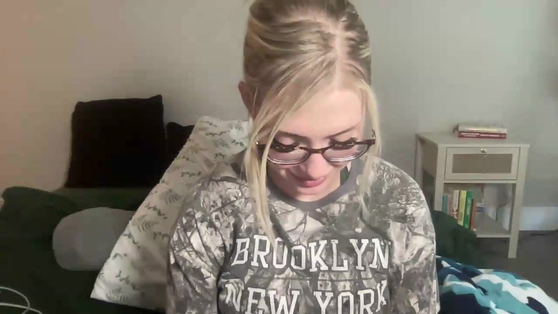 Gallery image thumbnail from AshleyMarina's myfreecams stream on, 09/05/2026, 24:47 image 9 of 20
