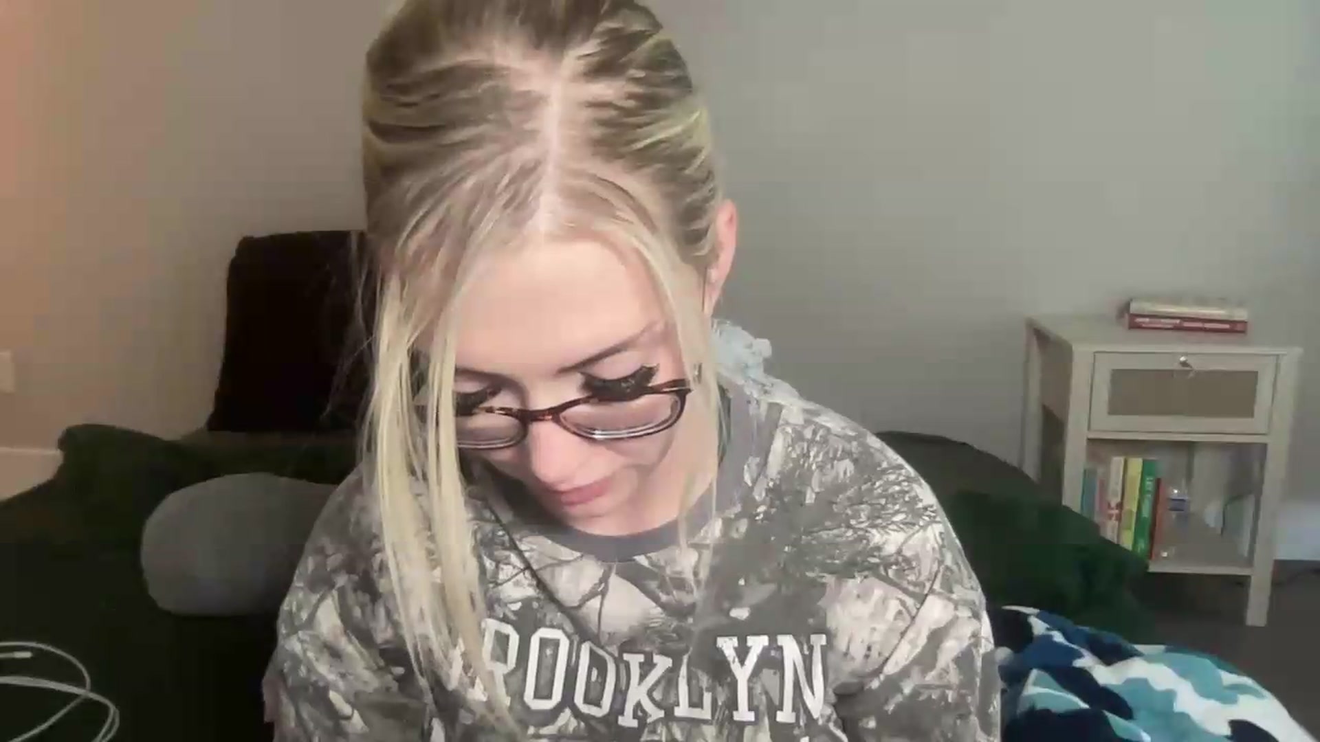 Gallery image thumbnail from AshleyMarina's myfreecams stream on, 09/05/2026, 24:47 image 19 of 20