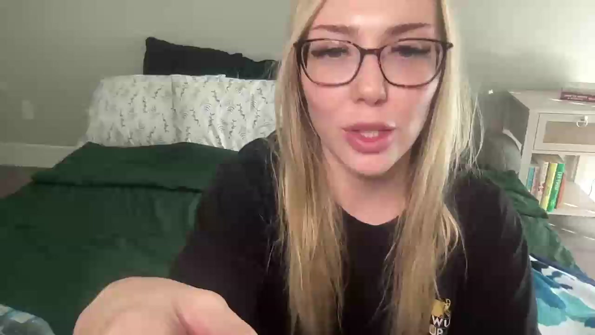 Gallery image thumbnail from AshleyMarina's myfreecams stream on, 09/05/2026, 16:33 image 1 of 20