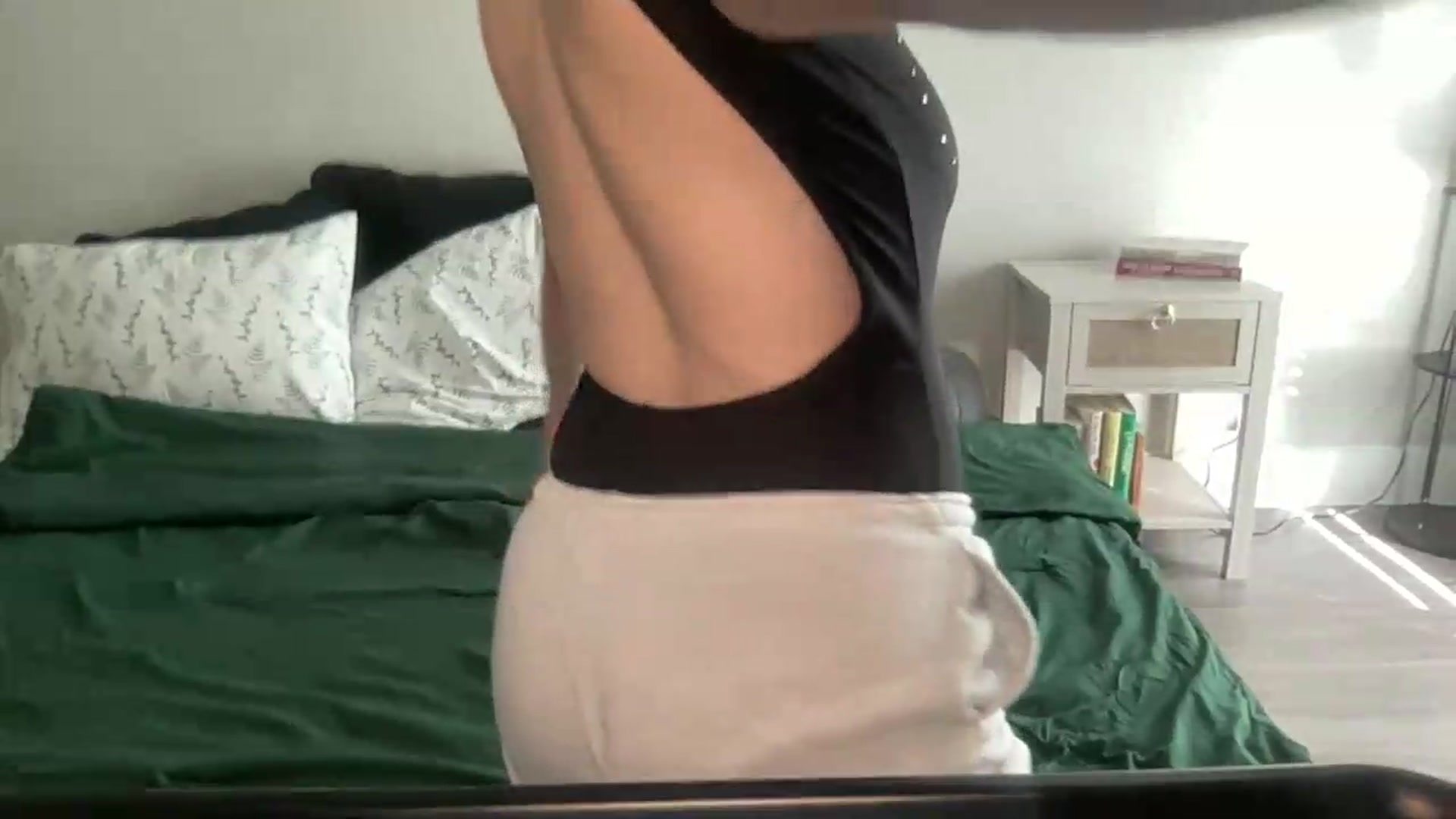 Gallery image thumbnail from AshleyMarina's myfreecams stream on, 09/10/2026, 16:15 image 6 of 20