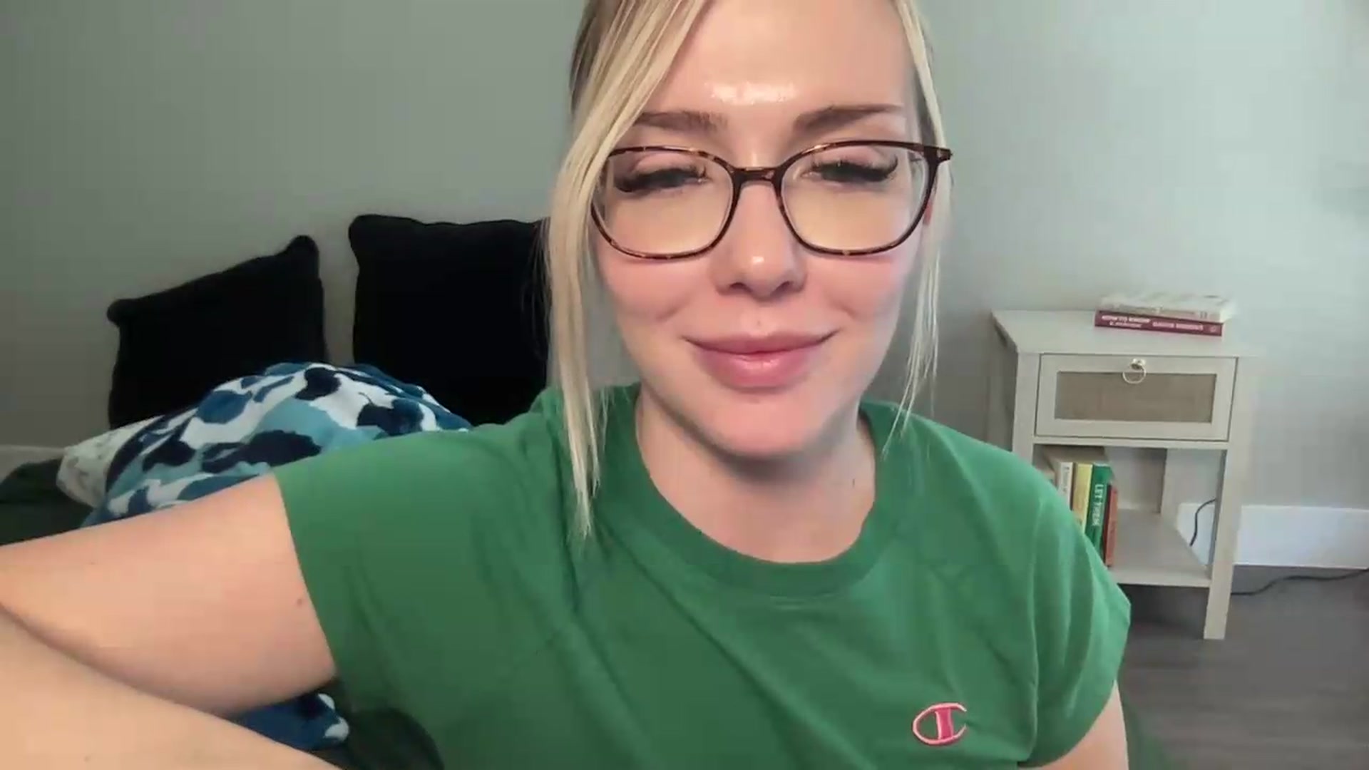 Gallery image thumbnail from AshleyMarina's myfreecams stream on, 09/10/2026, 19:26 image 2 of 20